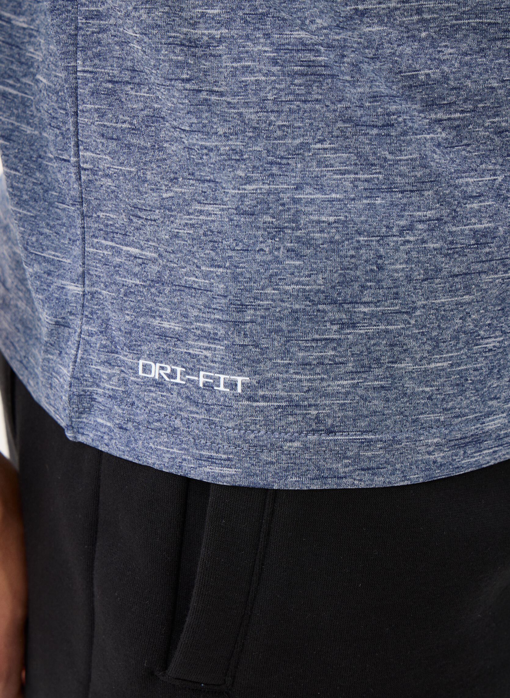 Tee-shirts NESSA589 homme bleu Nike Swim Tee-shirts NESSA589 homme bleu Midnight Navy