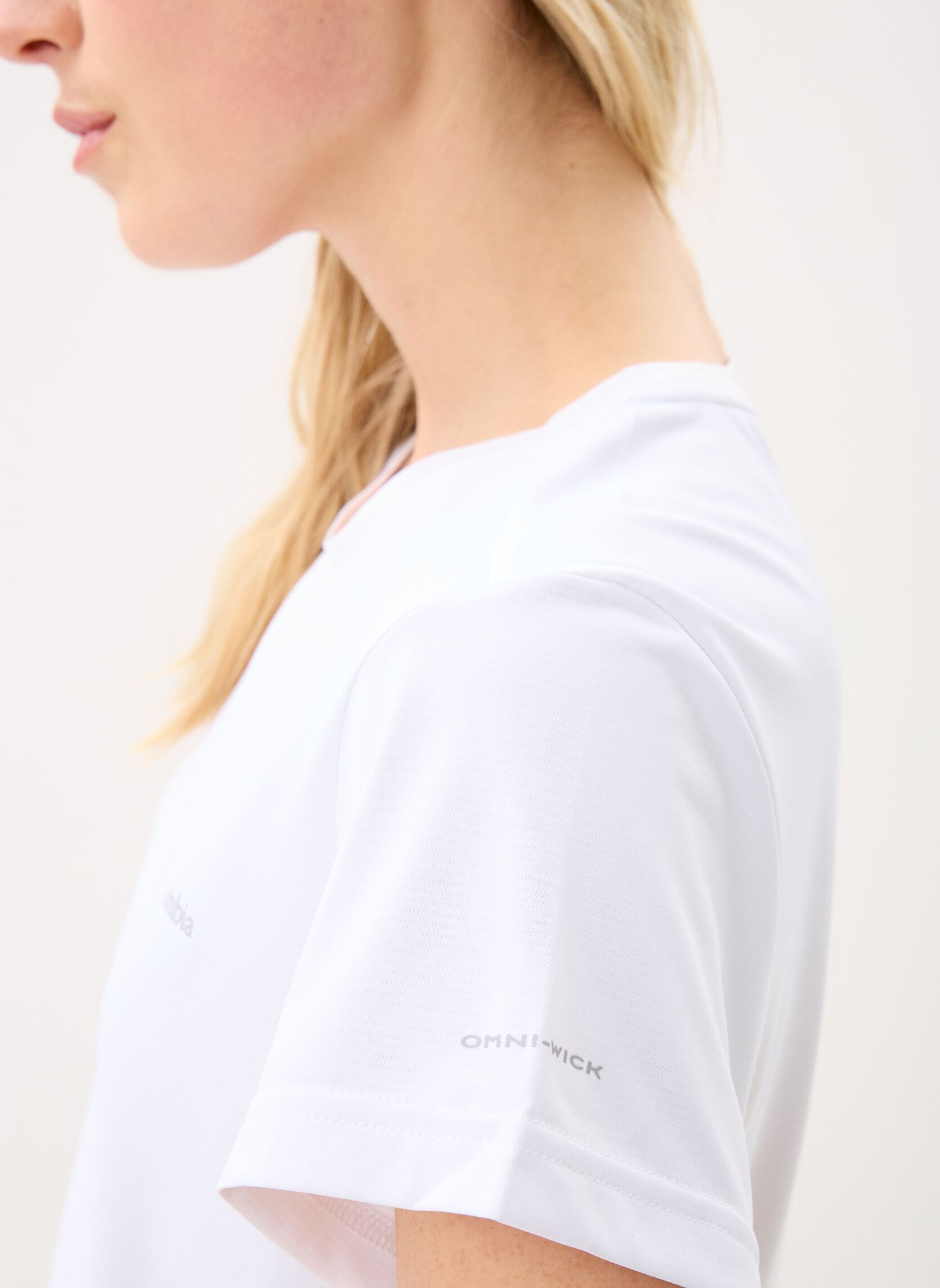 Tee-shirts manches courtes BlueVista Hill™ SS Crew femme blanc Columbia Tee-shirts manches courtes BlueVista Hill™ SS Crew femme blanc White