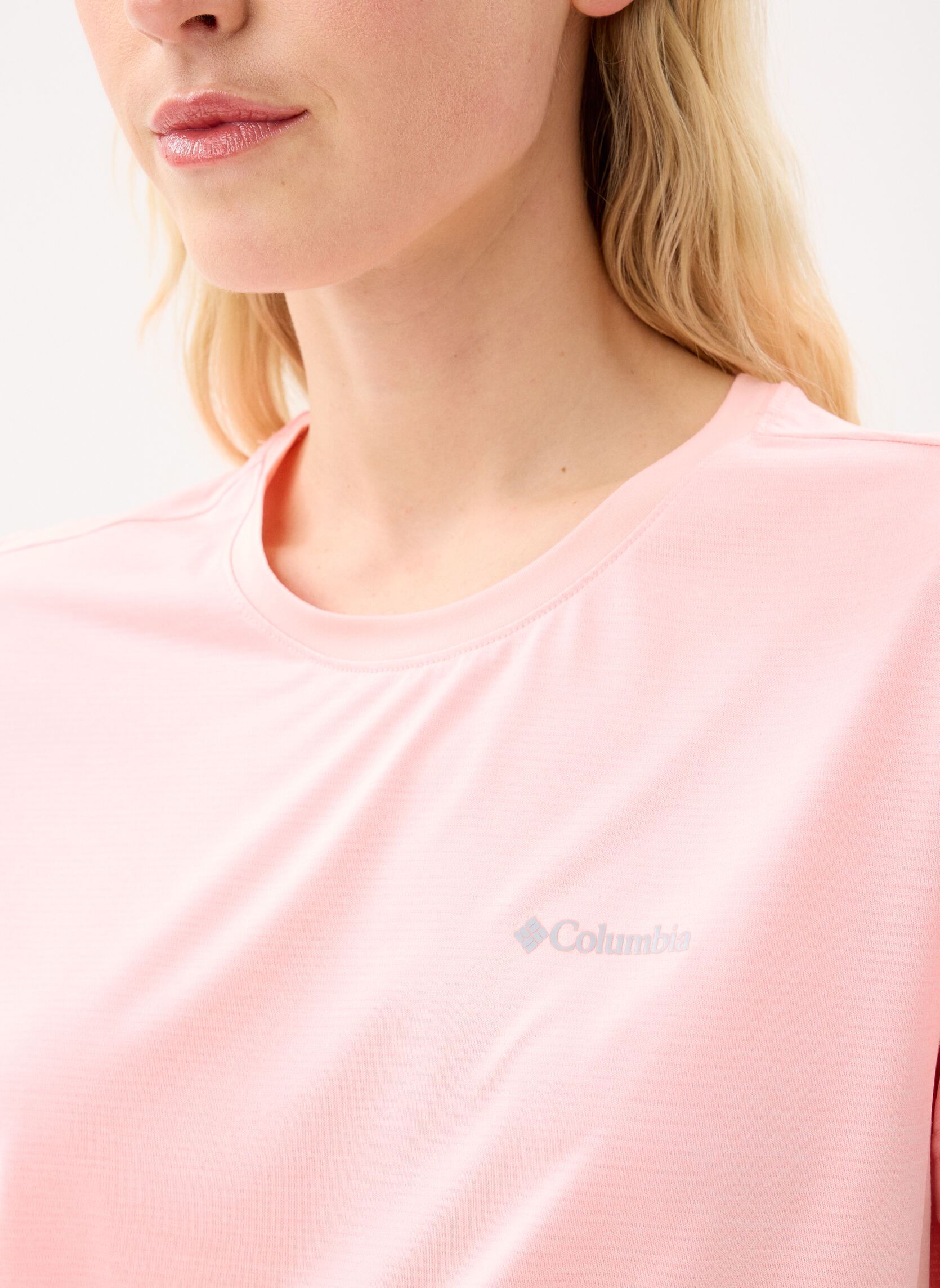 Tee-shirts manches courtes BlueVista Hill™ SS Crew femme rose Columbia Tee-shirts manches courtes BlueVista Hill™ SS Crew femme rose Pink Sand Heather