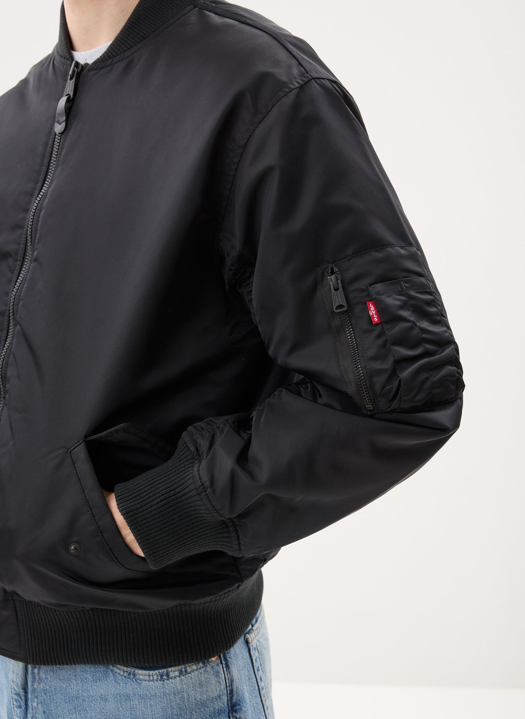 Blousons Ma-1 Bomber-005AL homme noir Levi's Blousons Ma-1 Bomber-005AL homme noir Jet black
