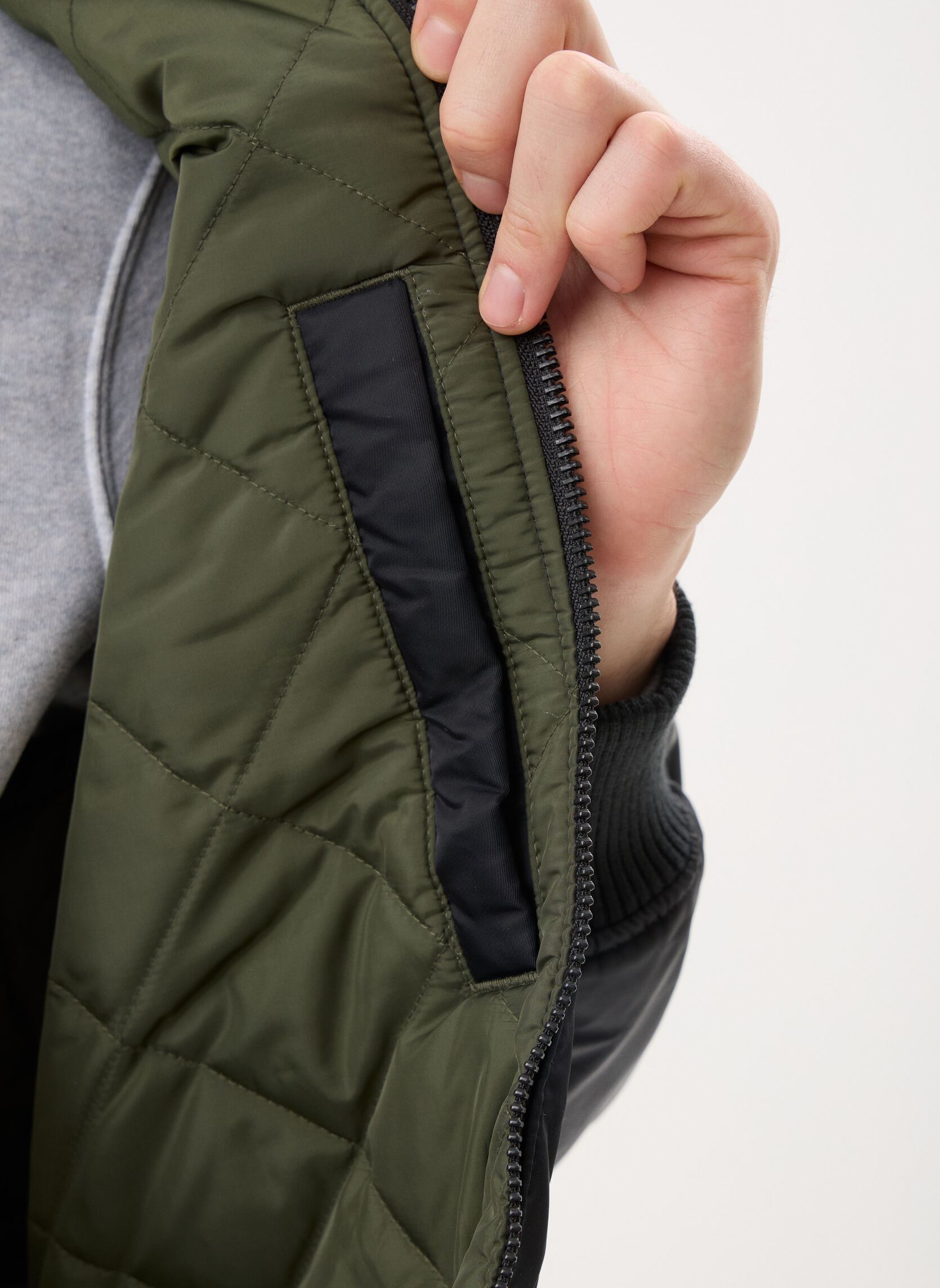Blousons Ma-1 Bomber-005AL homme noir Levi's Blousons Ma-1 Bomber-005AL homme noir Jet black