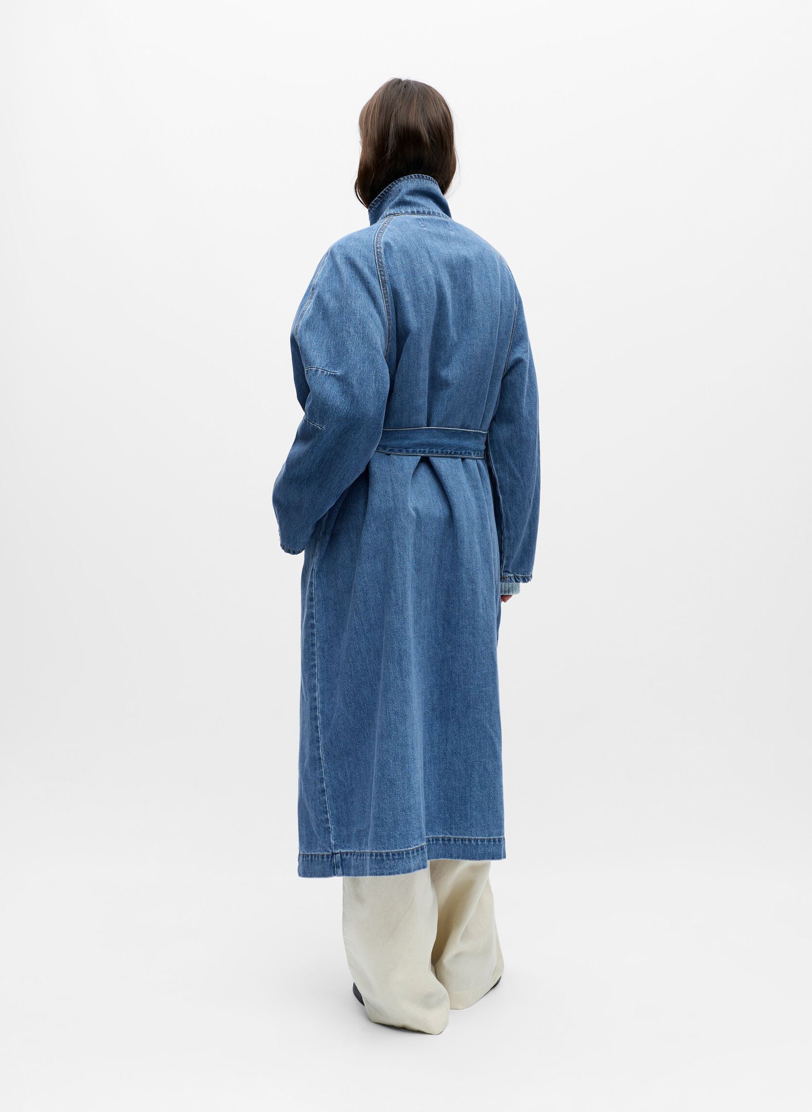 Trenchcoats Objtrinna L/S Denim Trenchcoat Noos dames blauw OBJECT Trenchcoats Objtrinna L/S Denim Trenchcoat Noos dames blauw MEDIUM BLUE DENIM