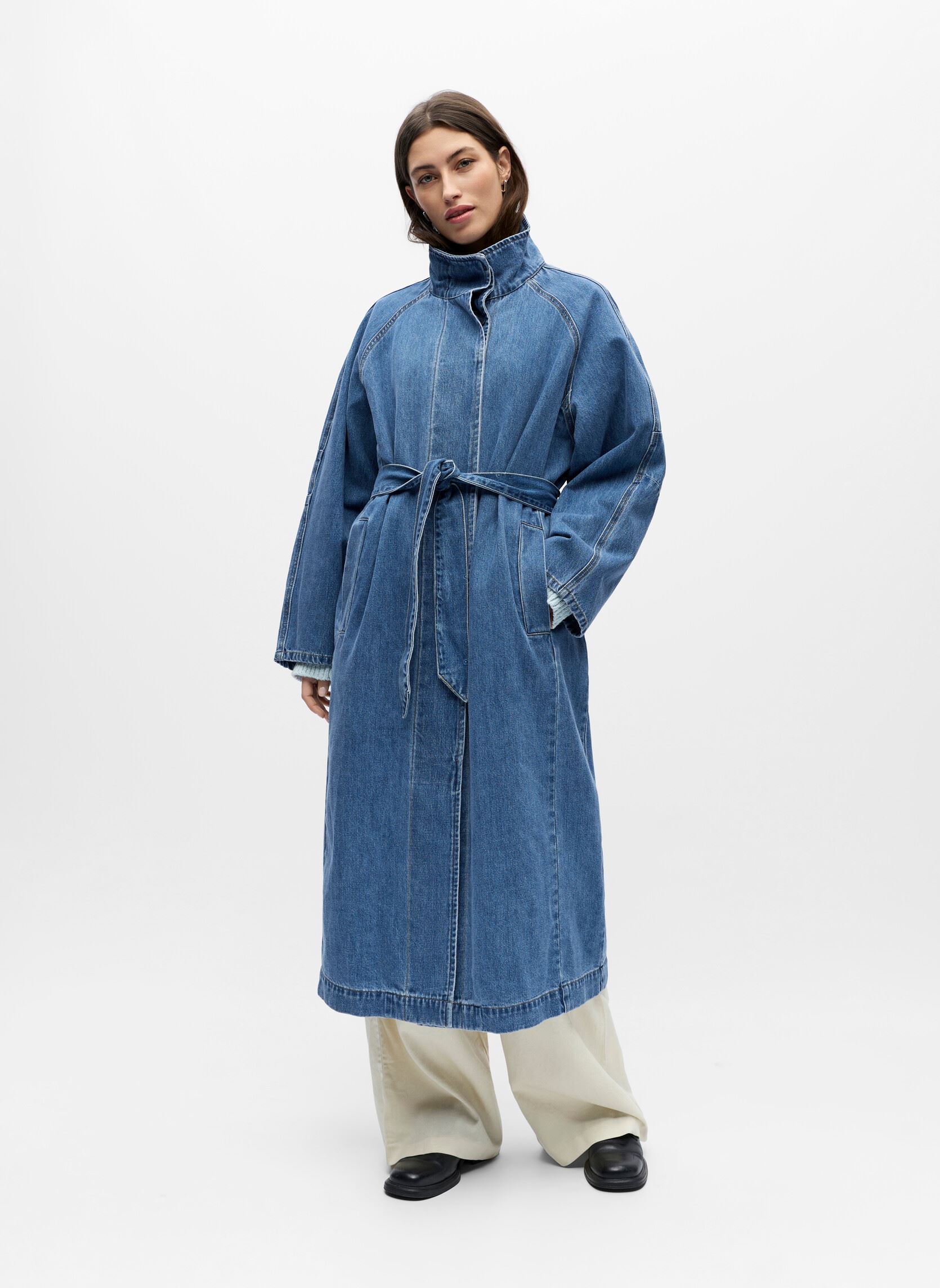 Trenchcoats Objtrinna L/S Denim Trenchcoat Noos dames blauw OBJECT Trenchcoats Objtrinna L/S Denim Trenchcoat Noos dames blauw MEDIUM BLUE DENIM