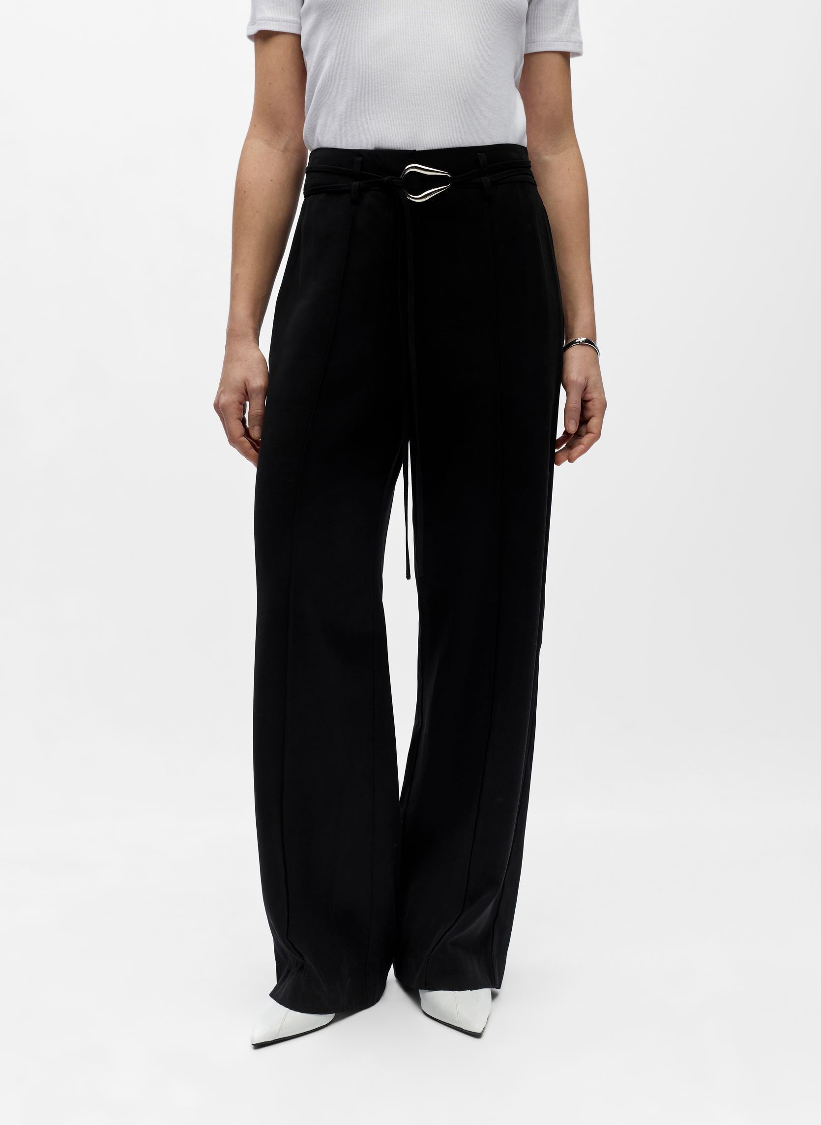 Pantalons larges Objmabel Mw Lo Pant E Vip 26 femme noir OBJECT Pantalons larges Objmabel Mw Lo Pant E Vip 26 femme noir Black
