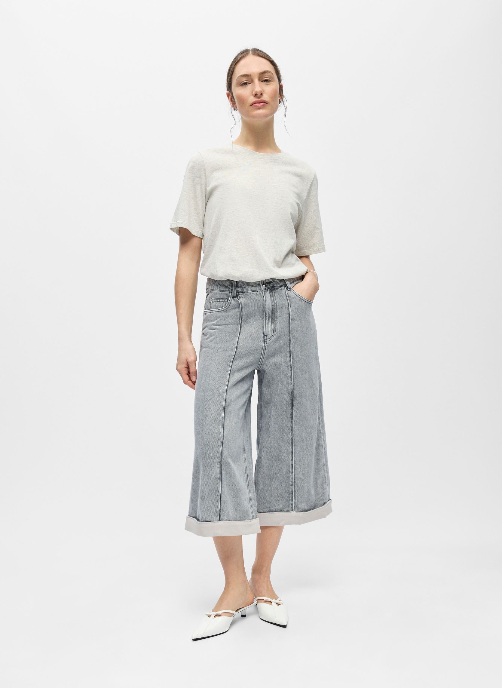 Shorts Objgail Mw Lo Bermuda Denim Shorts 144 femme gris OBJECT Shorts Objgail Mw Lo Bermuda Denim Shorts 144 femme gris Light Grey Denim