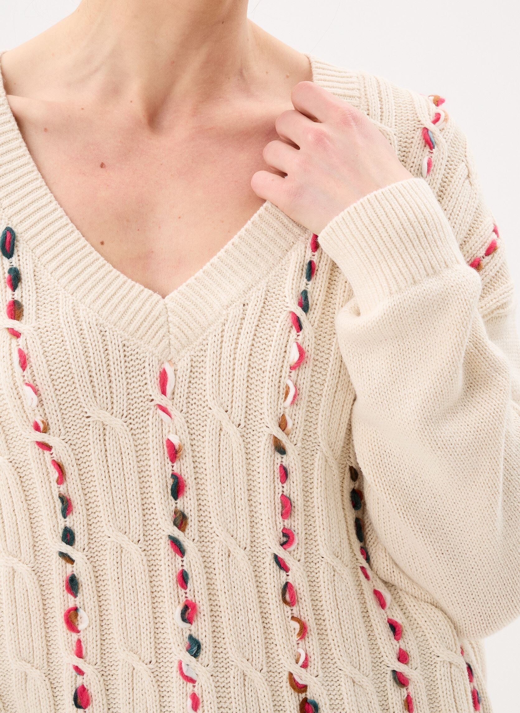 Truien Violiso V-Neck L/S Cable Knit Top dames beige Vila Truien Violiso V-Neck L/S Cable Knit Top dames beige Birch