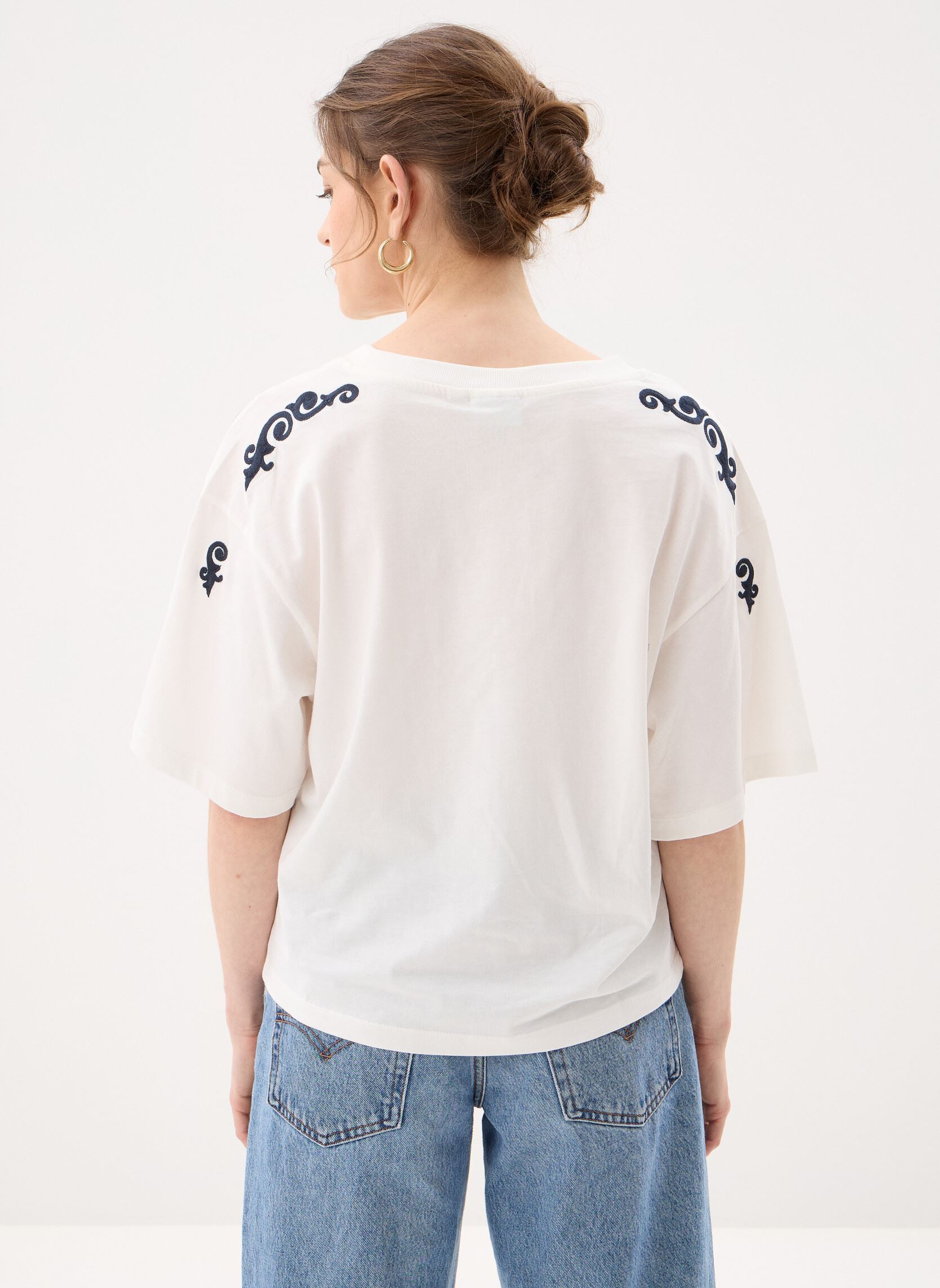 Tee-shirts manches courtes Virubie S/S Embroidery T-Shirt/R femme blanc Vila Tee-shirts manches courtes Virubie S/S Embroidery T-Shirt/R femme blanc Snow white