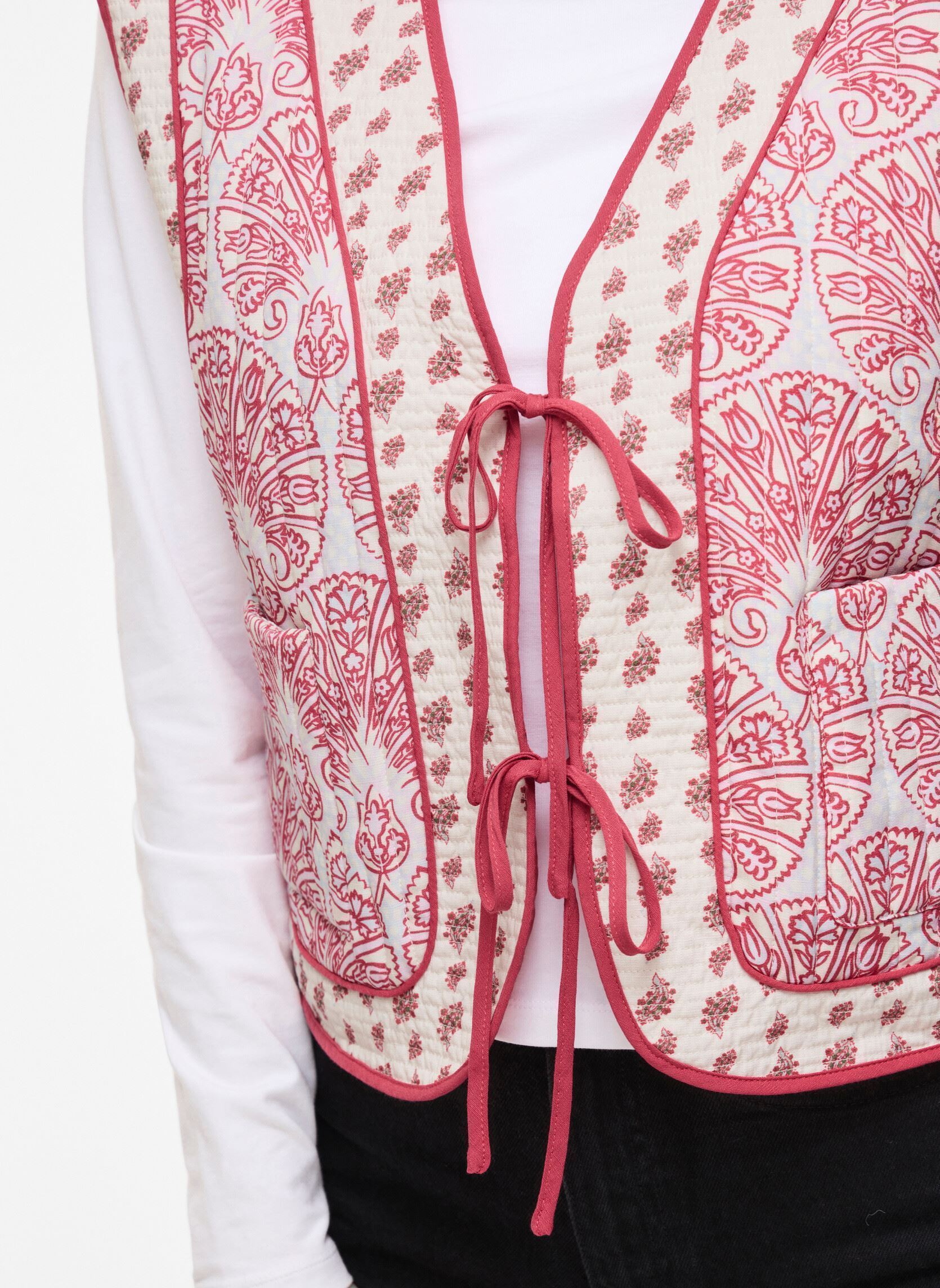 Vesten Videlphine S/L Bow Vest dames beige Vila Vesten Videlphine S/L Bow Vest dames beige Birch
