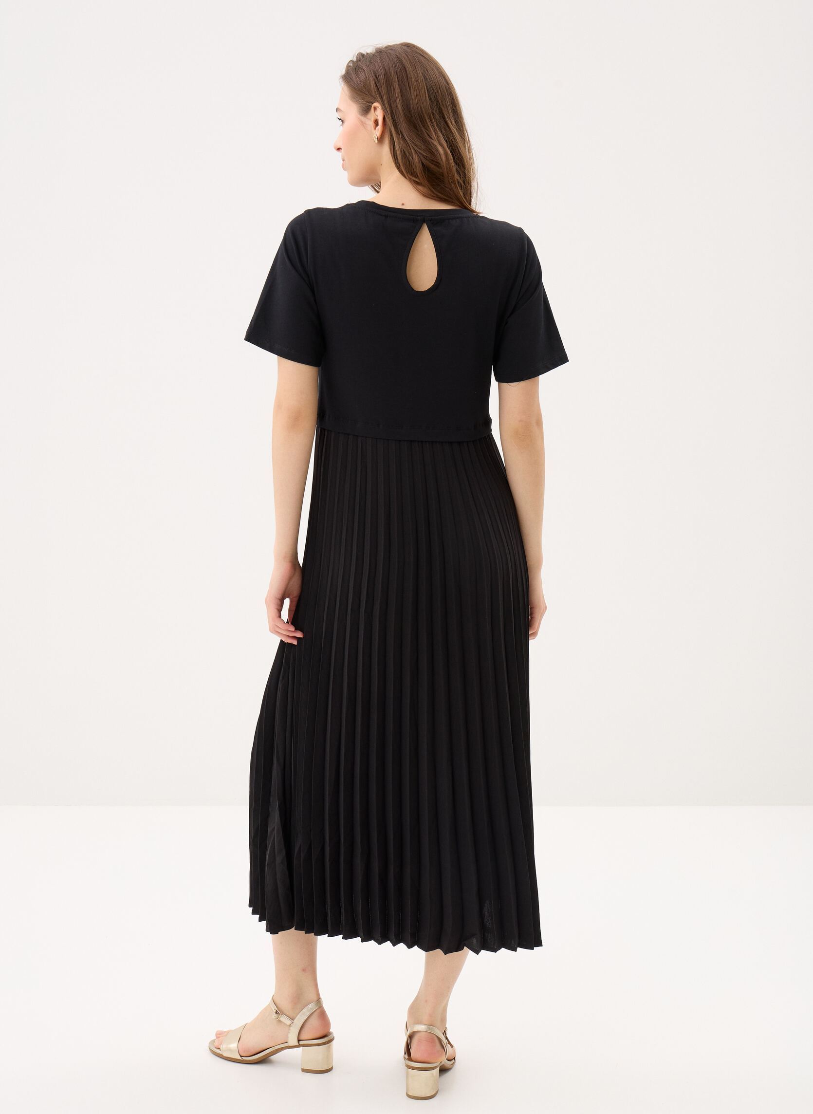 Robes Vijuna S/S Plisse Midi Dress/C32/1 femme noir Vila Robes Vijuna S/S Plisse Midi Dress/C32/1 femme noir BLACK BEAUTY