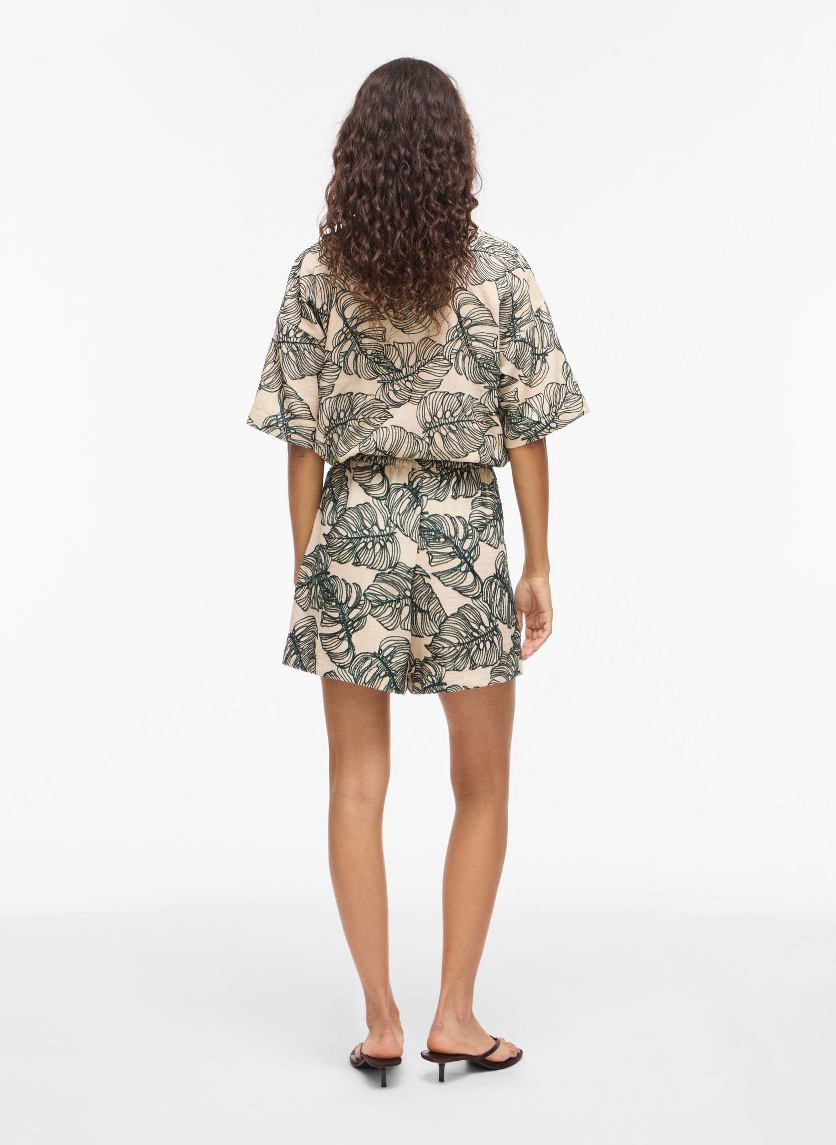 Shorts Viflura Hw Shorts/1 damen beige Vila Shorts Viflura Hw Shorts/1 damen beige BIRCH