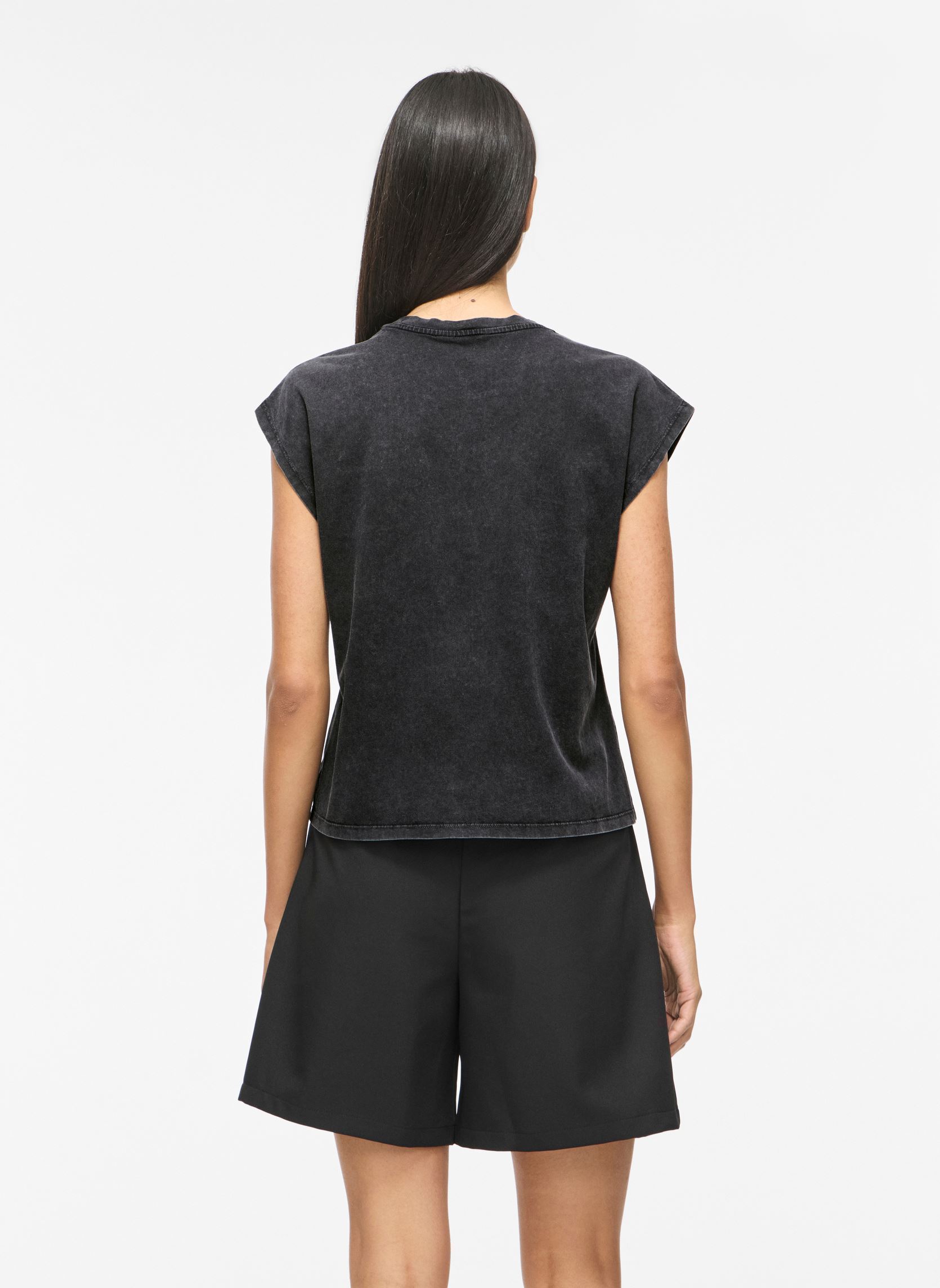 Tee-shirts Vipetone O-Neck Sl Sun Tank Top femme noir Vila Tee-shirts Vipetone O-Neck Sl Sun Tank Top femme noir Black Beauty