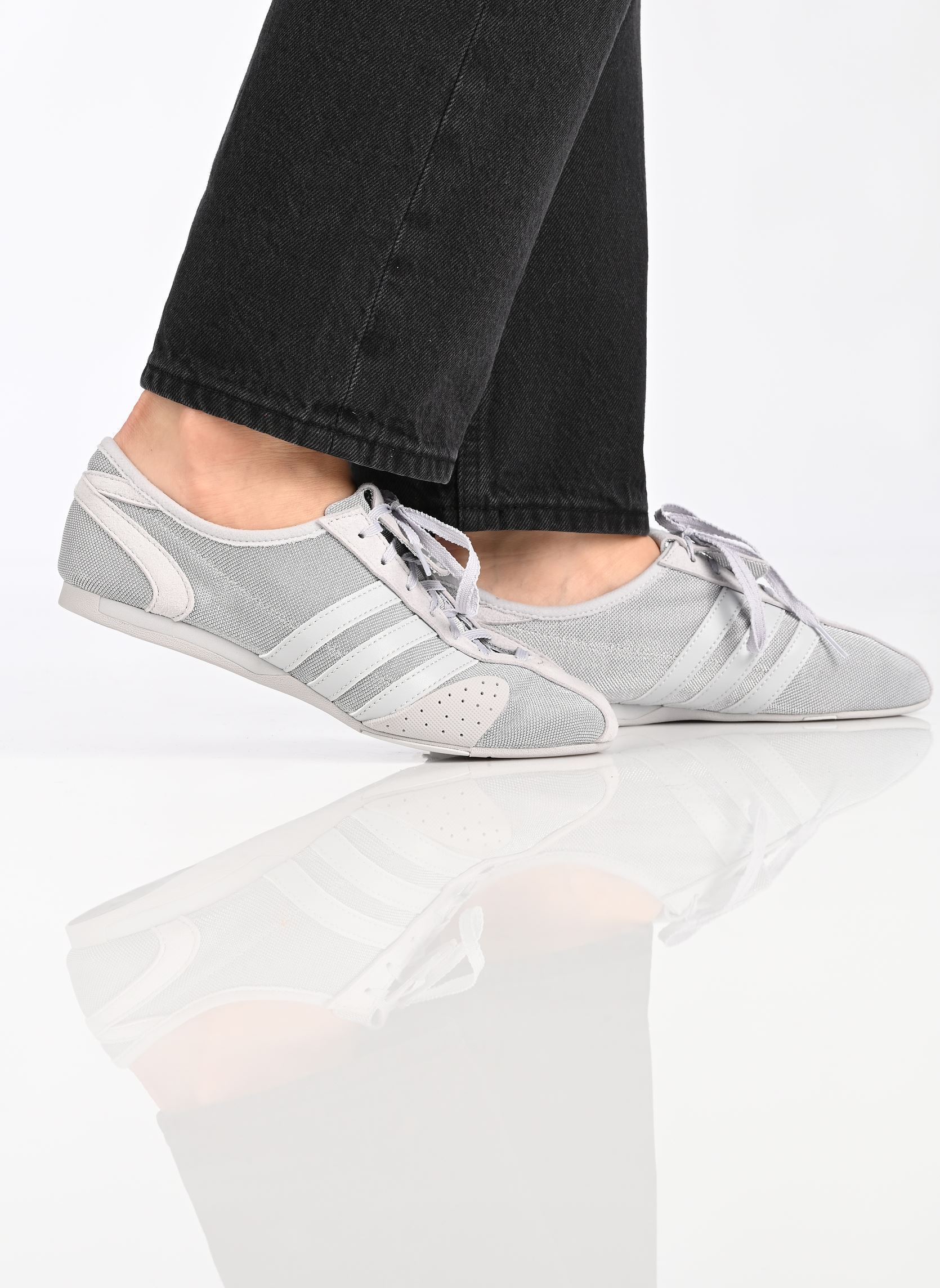 Niedrige Sneaker SPW 76 Metallic Adidas Stella damen grau adidas by Stella McCartney Niedrige Sneaker SPW 76 Metallic Adidas Stella damen grau LGSOGR/LGSOGR/ONIX