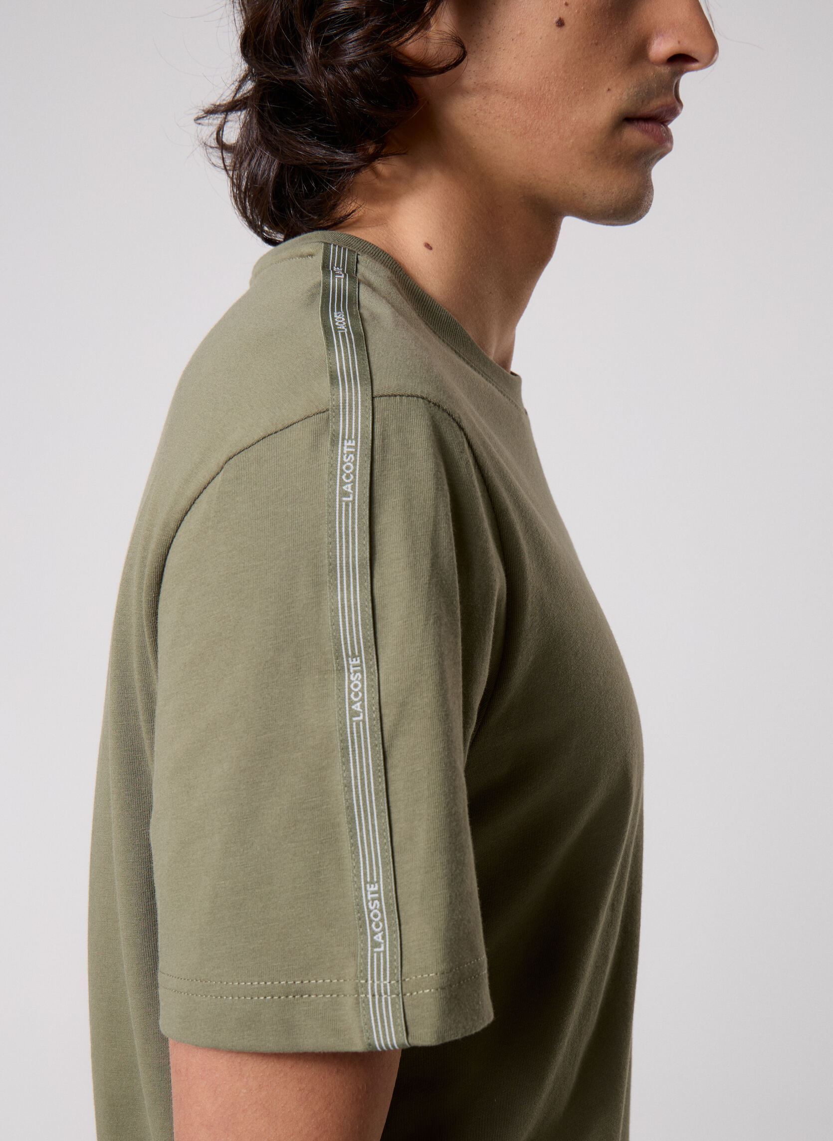 Tee-shirts manches courtes Tee-Shirt TH0888 homme vert Lacoste Tee-shirts manches courtes Tee-Shirt TH0888 homme vert KAKI