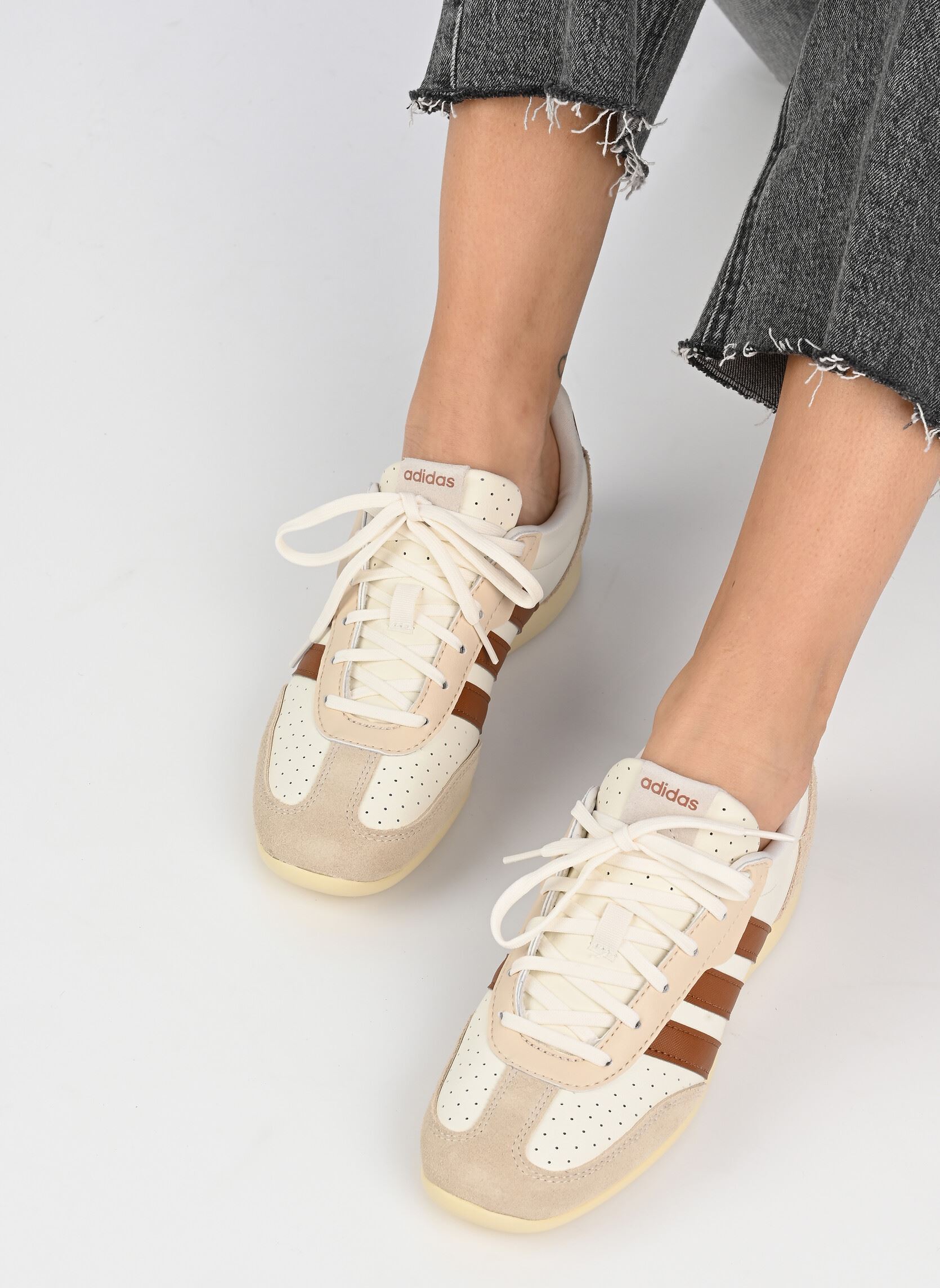 Sneaker BARREDA LO W damen weiß adidas sportswear Sneaker BARREDA LO W damen weiß OWHITE/DUBR/WARVAN