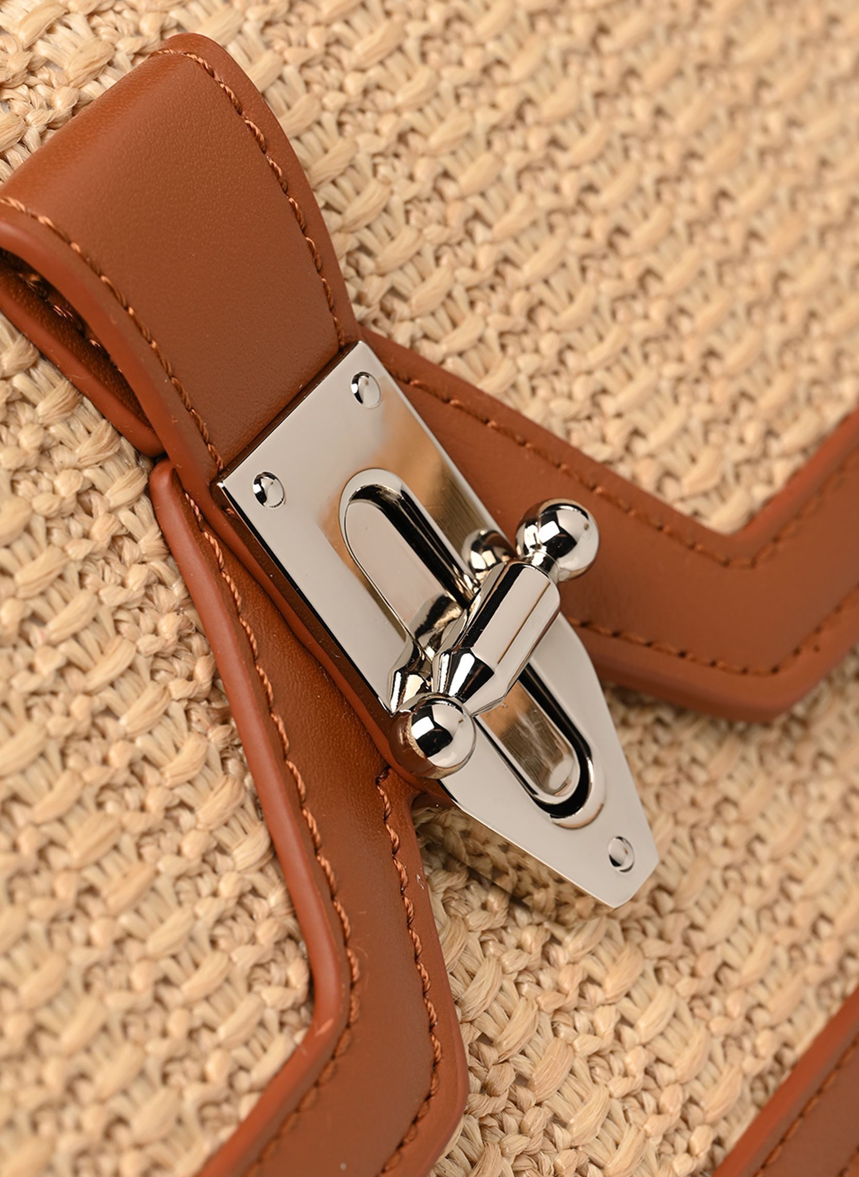 Schoudertassen BY CHABRAND P EPAULE 11997 dames bruin Chabrand Schoudertassen BY CHABRAND P EPAULE 11997 dames bruin BEIGE-CAMEL