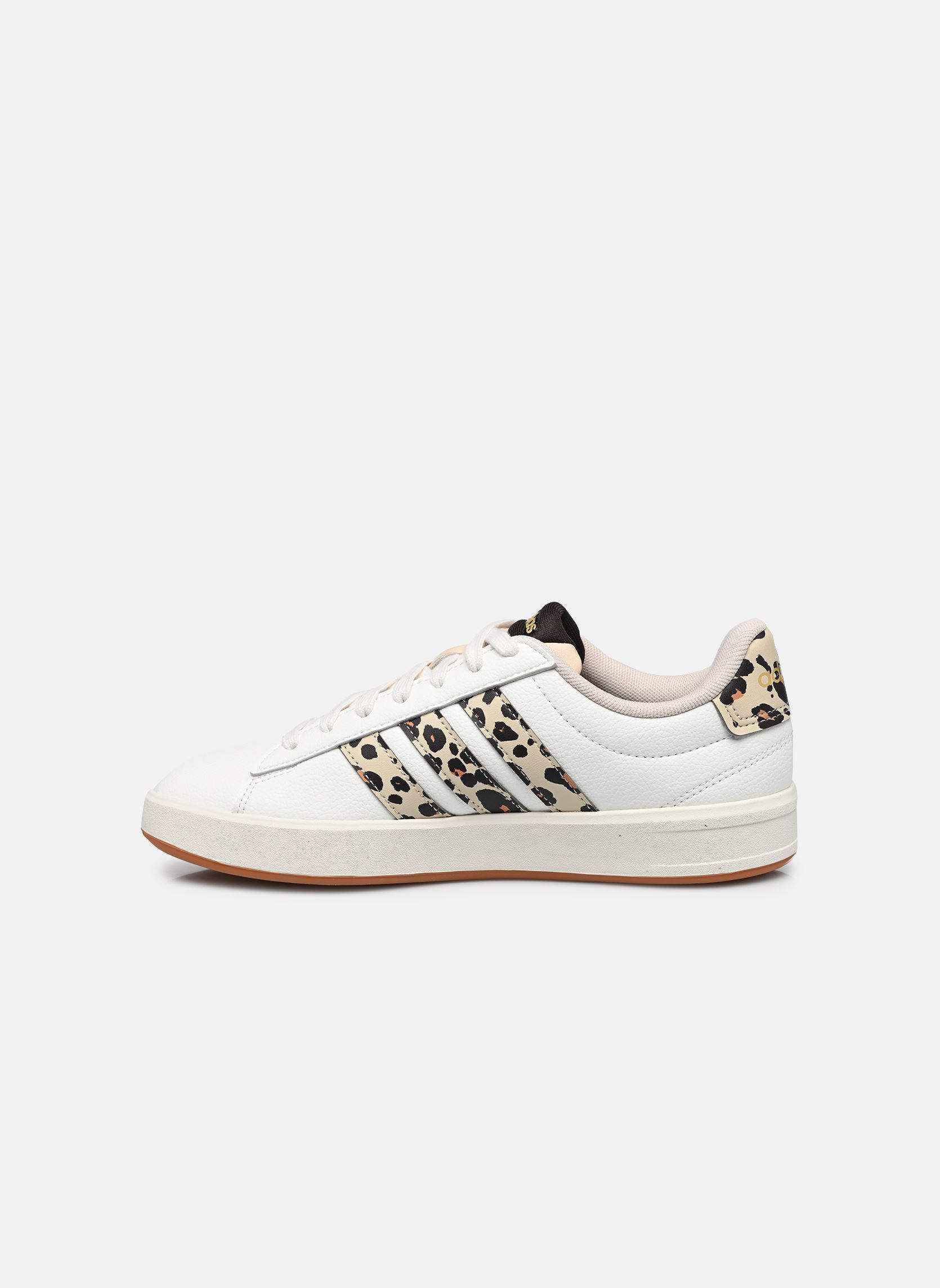 Sneakers GRAND COURT 3.0 W dames beige adidas sportswear Sneakers GRAND COURT 3.0 W dames beige CRLI/AUCO/MAGOLD