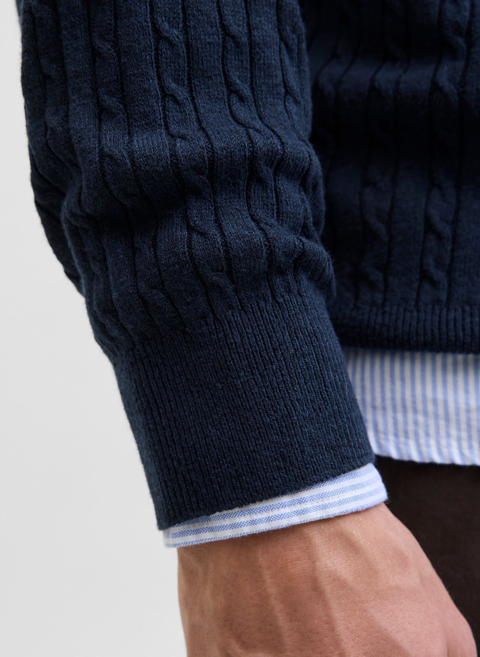 Pulls Jjeemil Knit Cable Crew Neck Noos homme bleu Jack & Jones Pulls Jjeemil Knit Cable Crew Neck Noos homme bleu NAVY BLAZER