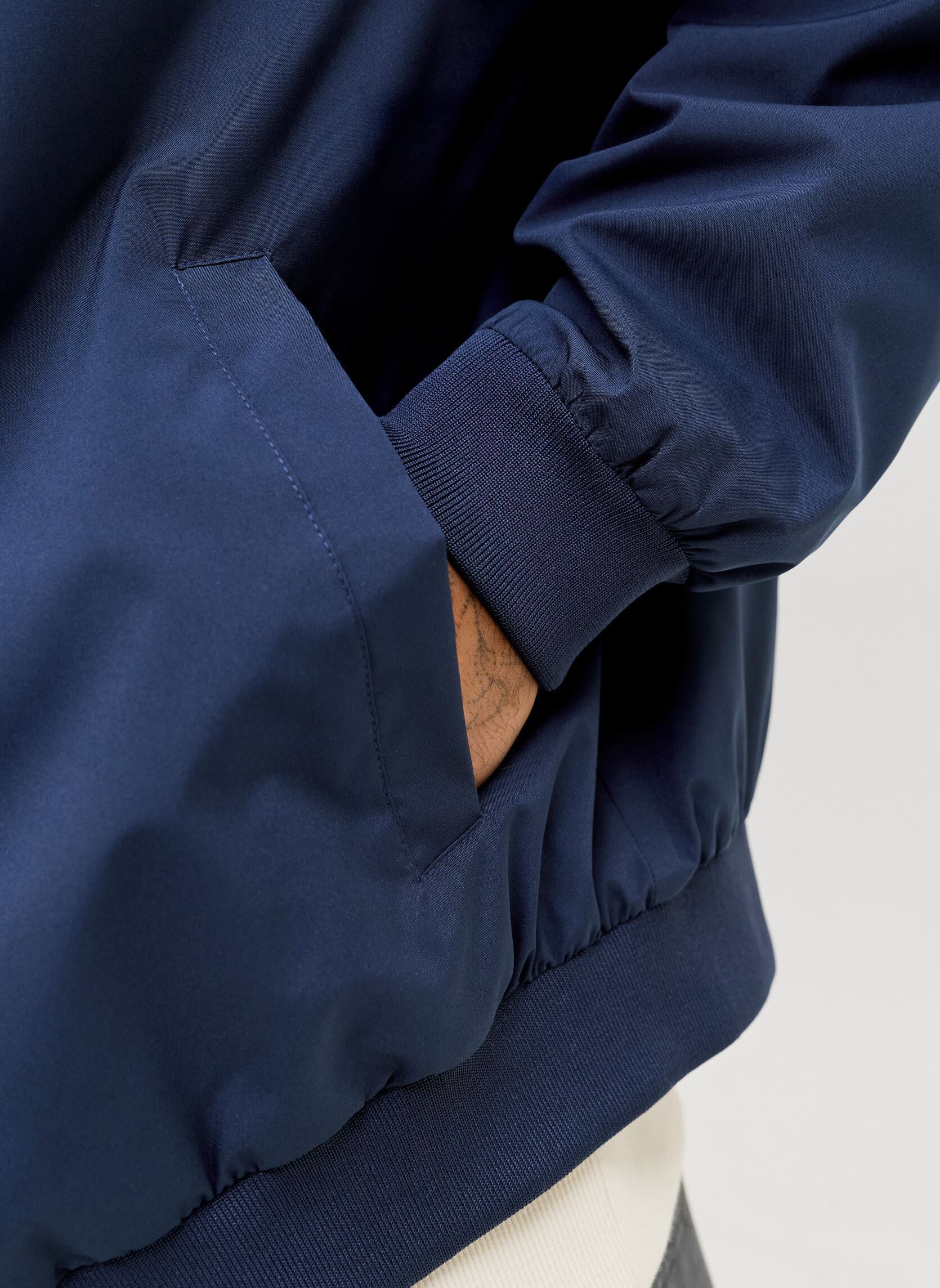 Bomberjacks Jjecharge Stand Collar Bomber Noos heren blauw Jack & Jones Bomberjacks Jjecharge Stand Collar Bomber Noos heren blauw NAVY BLAZER