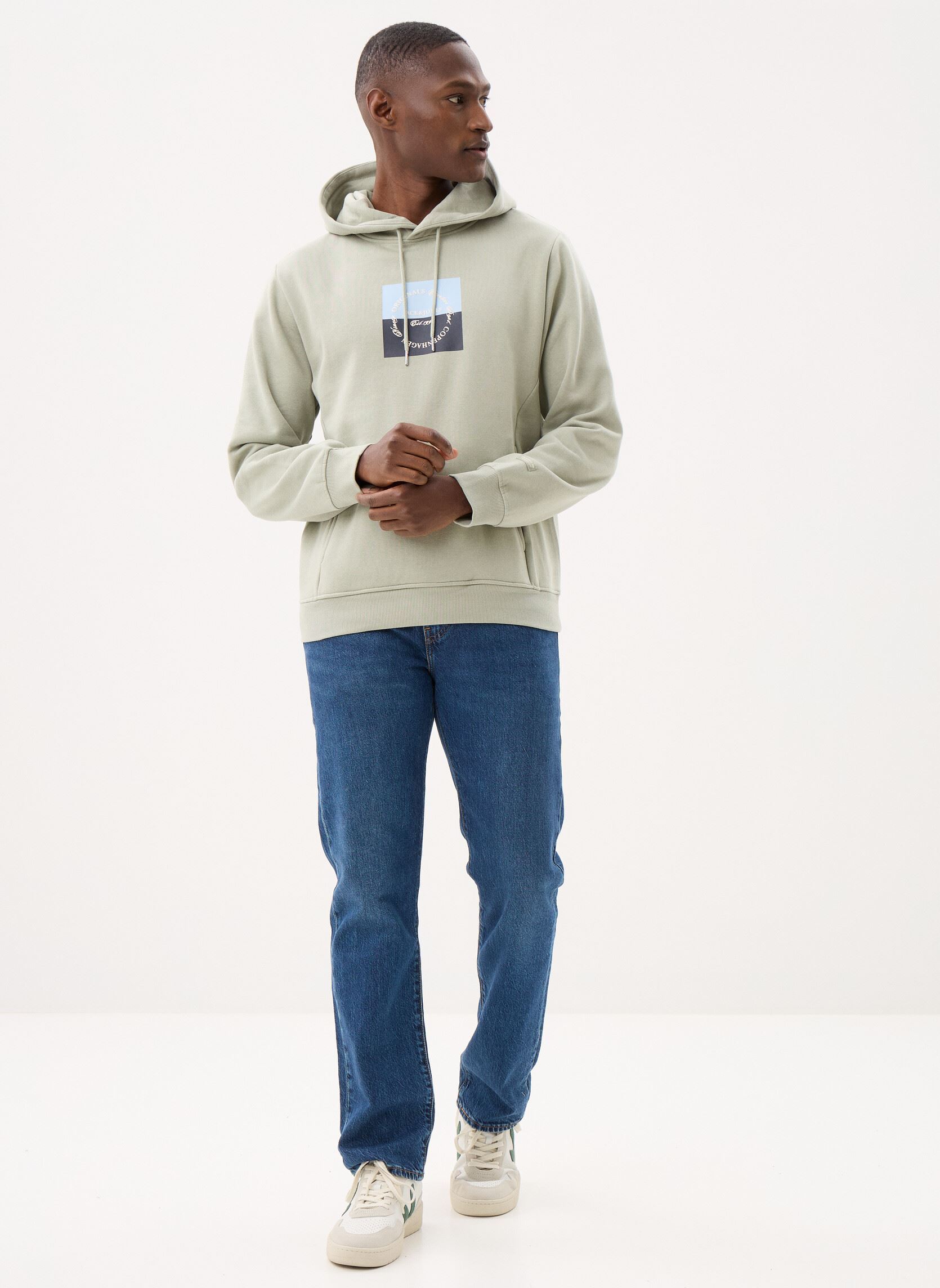 Sweaters met rits Jorcatskills Square Branding Sweat Hood heren groen Jack & Jones Sweaters met rits Jorcatskills Square Branding Sweat Hood heren groen SEAGRASS