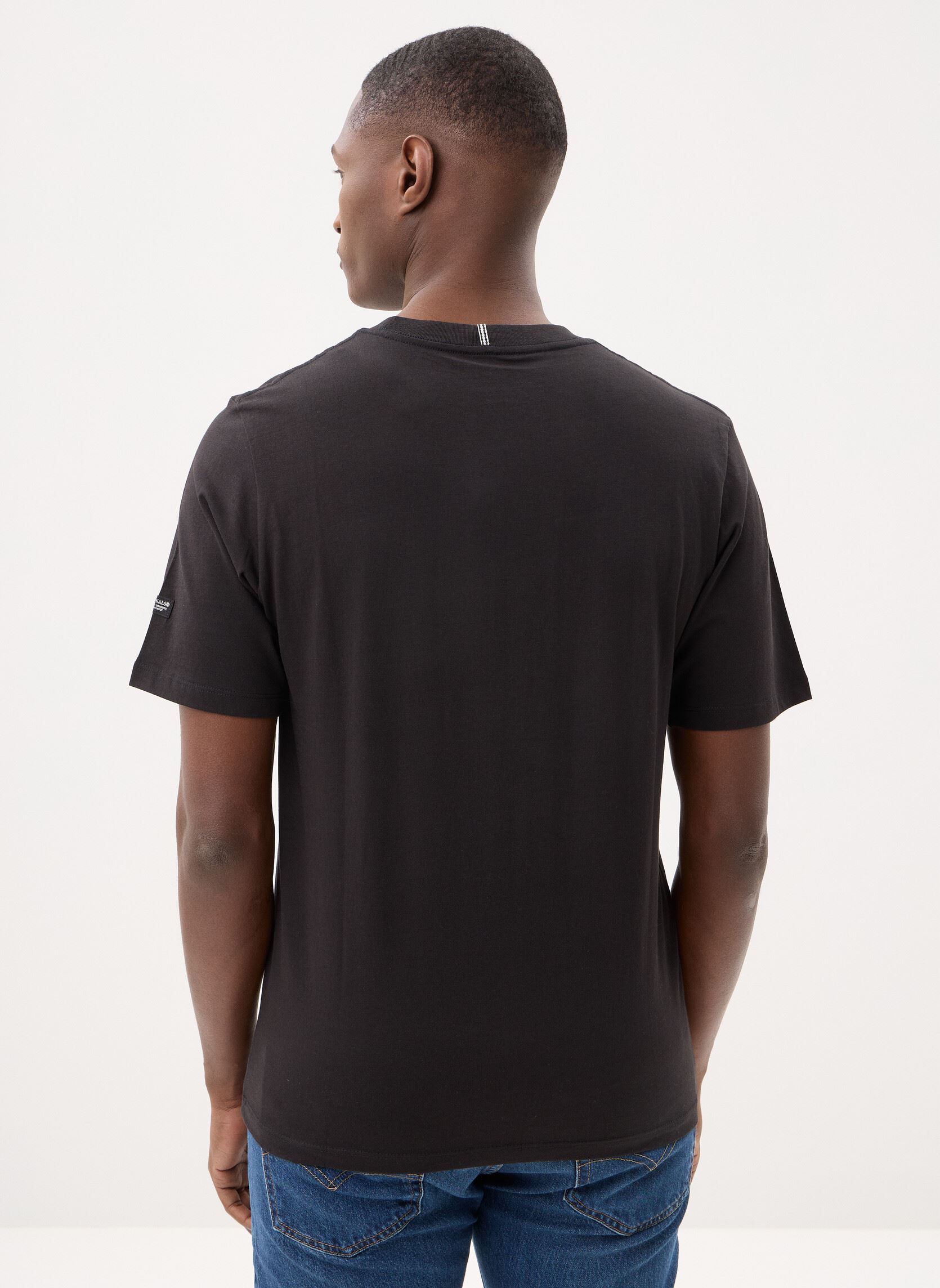 Tee-shirts manches courtes Jorcatskills Square Branding Tee Sscn Ln homme noir Jack & Jones Tee-shirts manches courtes Jorcatskills Square Branding Tee Sscn Ln homme noir BLACK