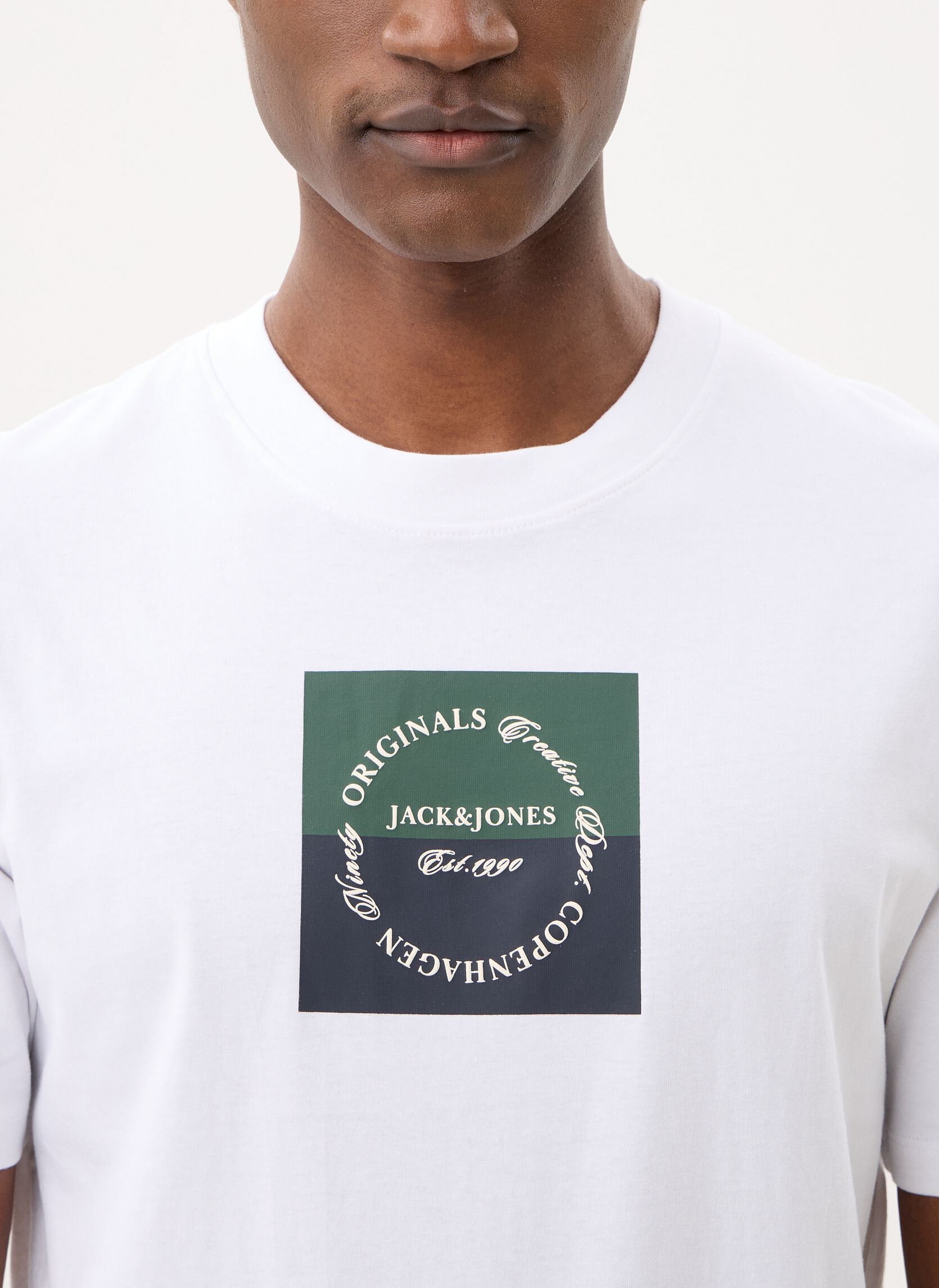 Tee-shirts manches courtes Jorcatskills Square Branding Tee Sscn Ln homme blanc Jack & Jones Tee-shirts manches courtes Jorcatskills Square Branding Tee Sscn Ln homme blanc BRIGHT WHITE