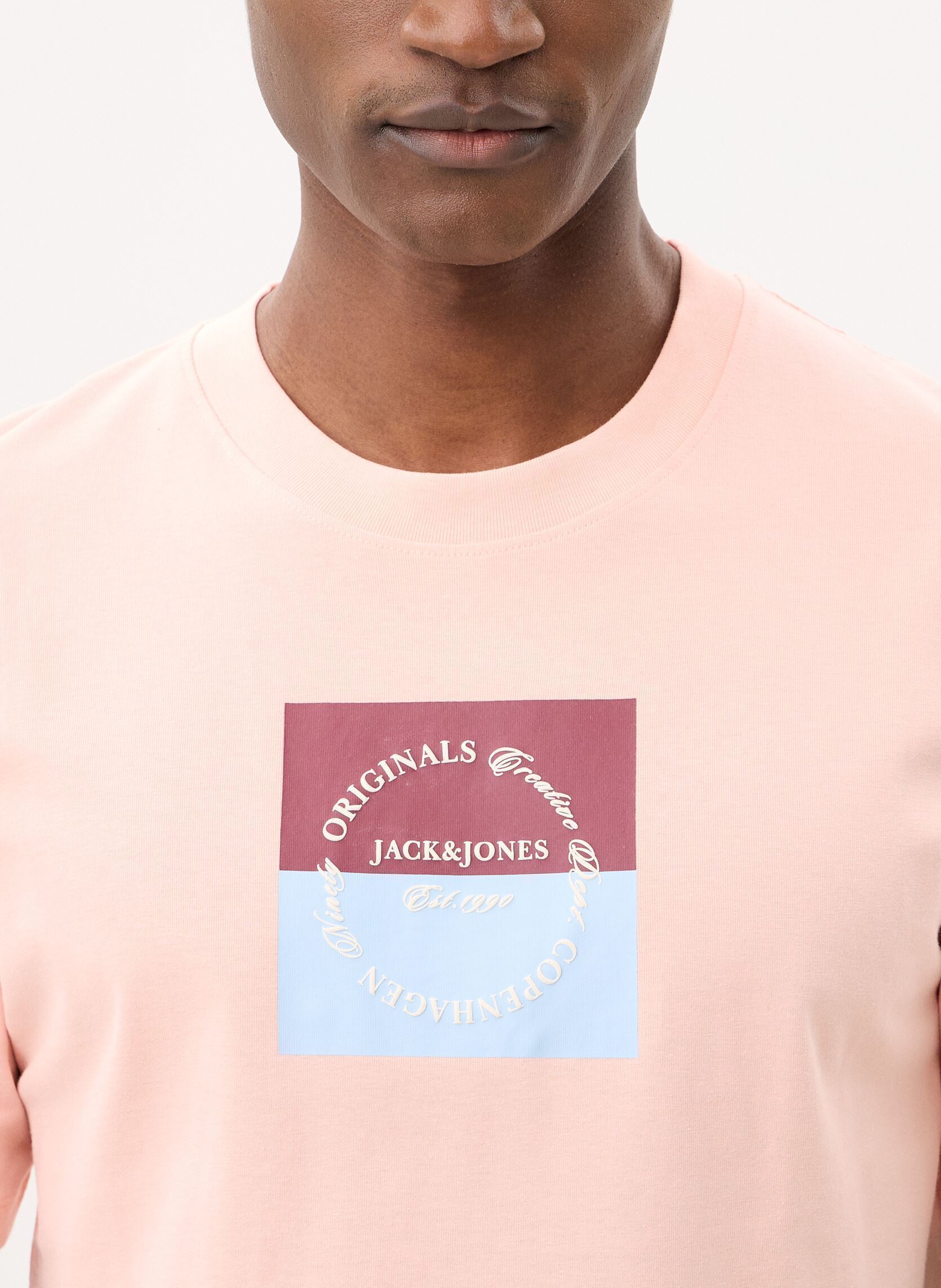 Tee-shirts manches courtes Jorcatskills Square Branding Tee Sscn Ln homme orange Jack & Jones Tee-shirts manches courtes Jorcatskills Square Branding Tee Sscn Ln homme orange PEACH MELBA