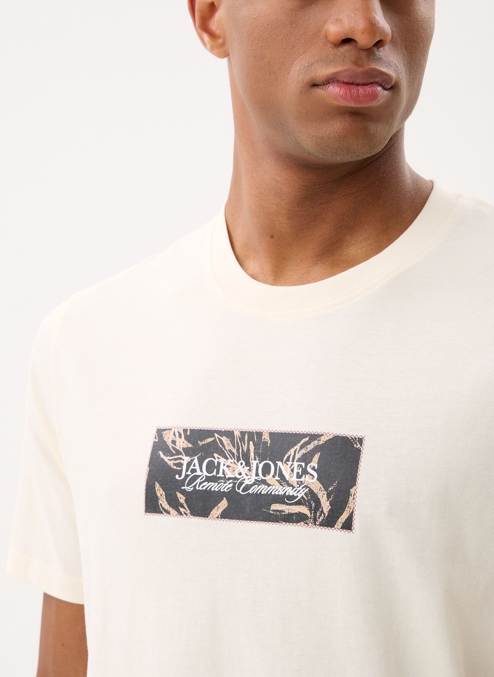 Tee-shirts Jormontauk Front Tee Ss Crew Neck Fst homme blanc Jack & Jones Tee-shirts Jormontauk Front Tee Ss Crew Neck Fst homme blanc ANTIQUE WHITE