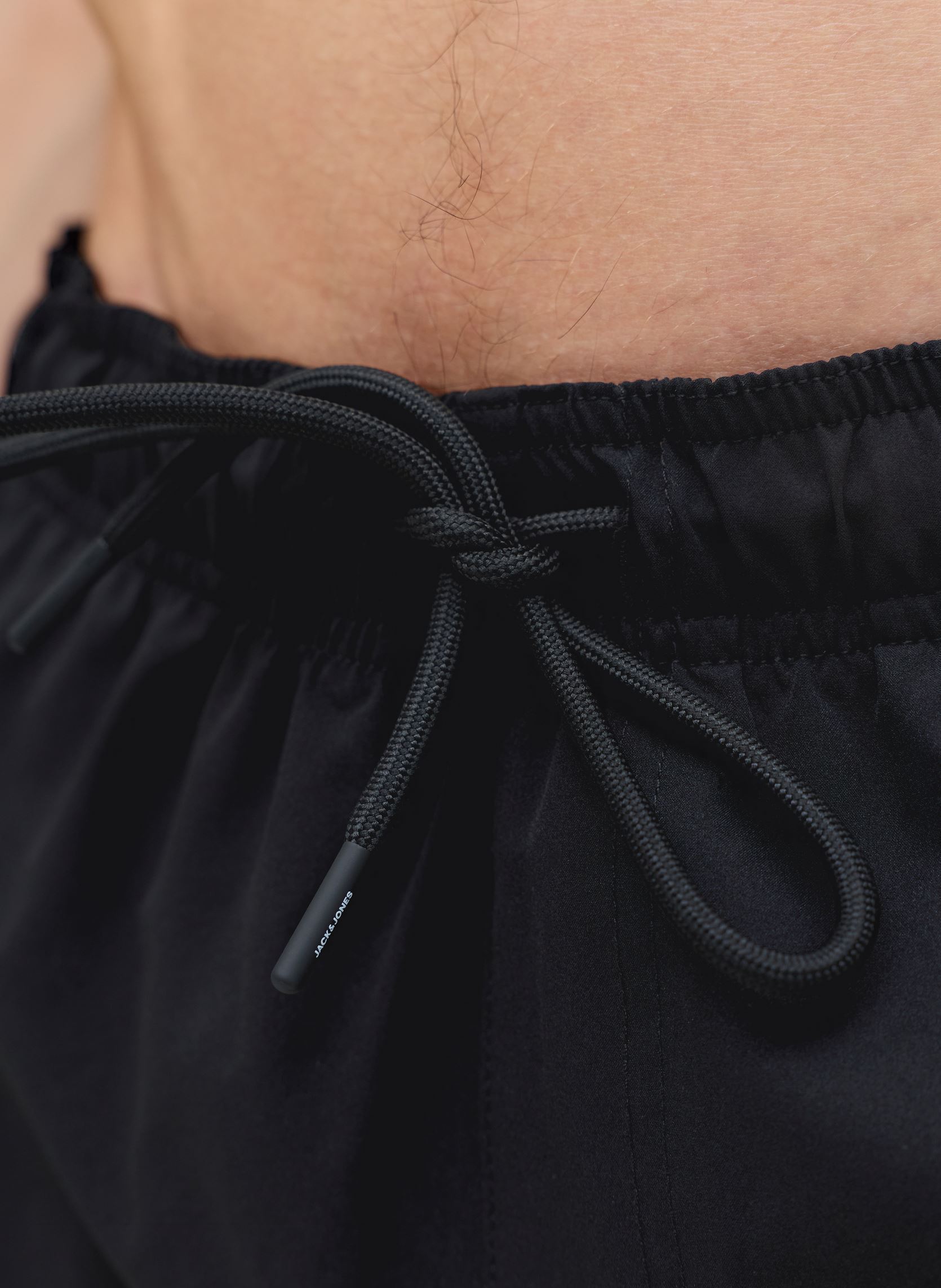 Zwemshorts Jpstmaui Wave Logo Swim Shorts Reg Sn heren zwart Jack & Jones Zwemshorts Jpstmaui Wave Logo Swim Shorts Reg Sn heren zwart BLACK