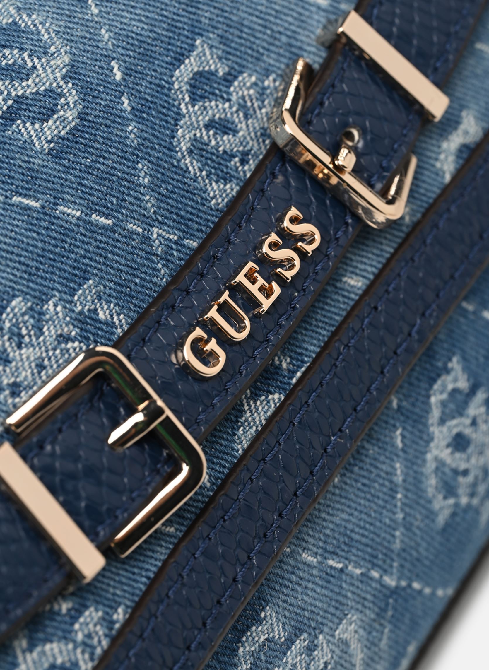 Schoudertassen Dovie Flap Shoulder Bag dames blauw Guess Schoudertassen Dovie Flap Shoulder Bag dames blauw DENIM LOGO