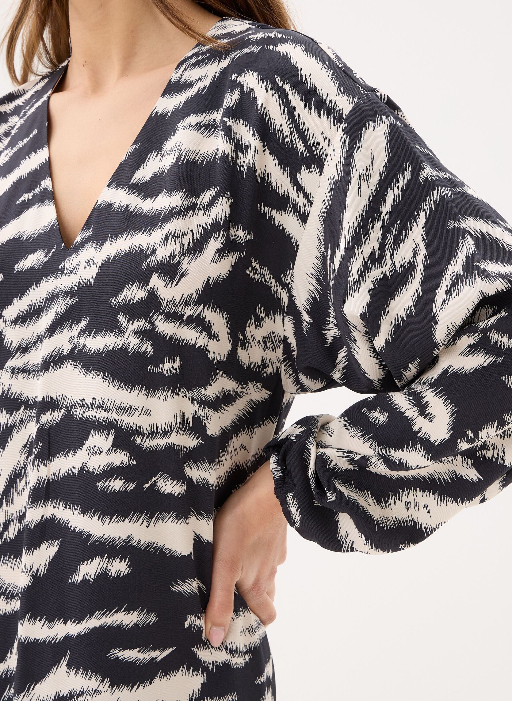 Jurken B330085 dames zwart IKKS Women Jurken B330085 dames zwart 02-NOIR