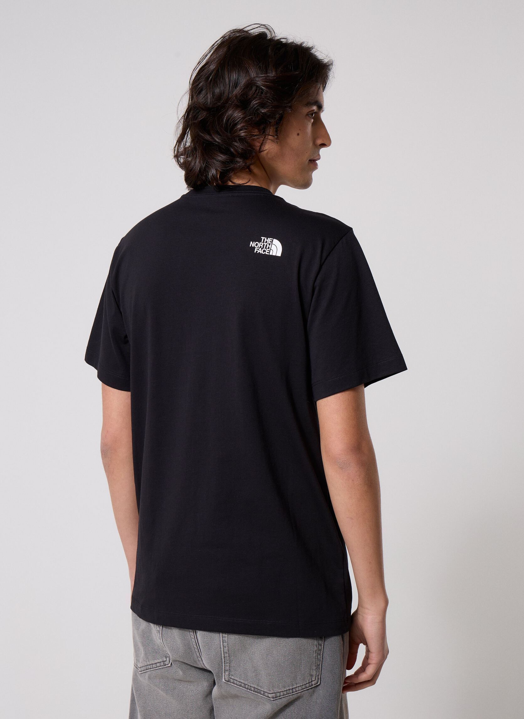Tee-shirts M Evo Hlf Dme Reg Ss T homme noir The North Face Tee-shirts M Evo Hlf Dme Reg Ss T homme noir TNFBLACK/TNFWHT