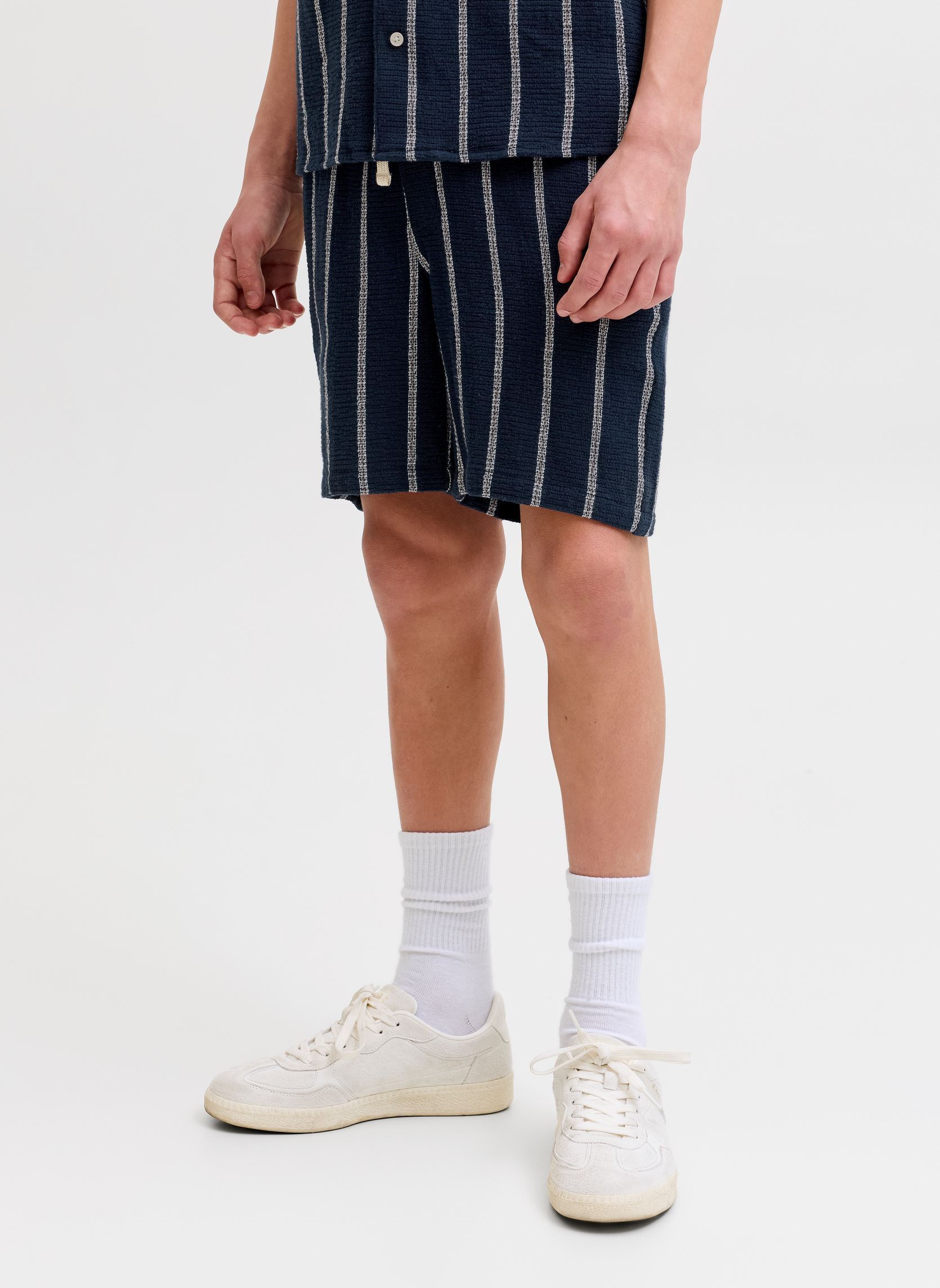 Shorts Jpstjaiden Coba Stripe Jog Short M Jnr garçon bleu Jack & Jones Shorts Jpstjaiden Coba Stripe Jog Short M Jnr garçon bleu Sky captain