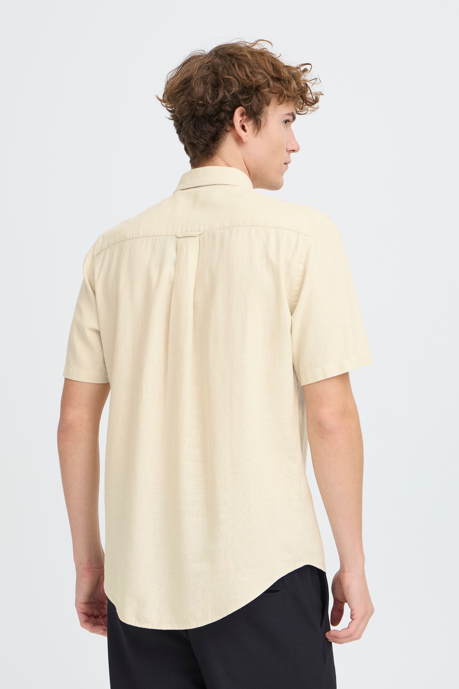 Chemises Cfhanes Ss Linen Mix Shirt homme beige Casual Friday Chemises Cfhanes Ss Linen Mix Shirt homme beige Summer Sand