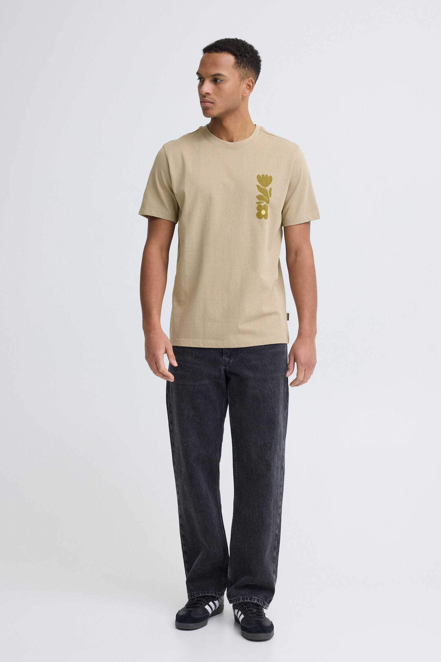 Tee-shirts manches courtes Bhsun Flower Sense S/S Tee homme marron Blend Tee-shirts manches courtes Bhsun Flower Sense S/S Tee homme marron WINTER TWIG