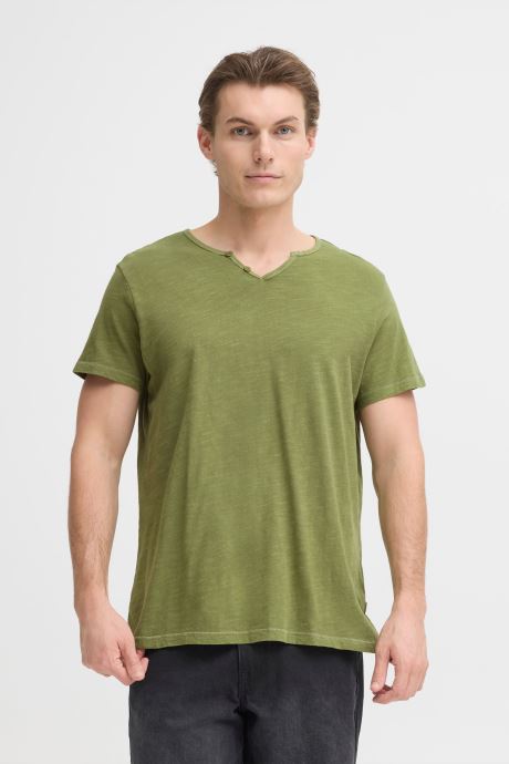Blend Tee-shirts Bhaston Split Neck Tee homme vert