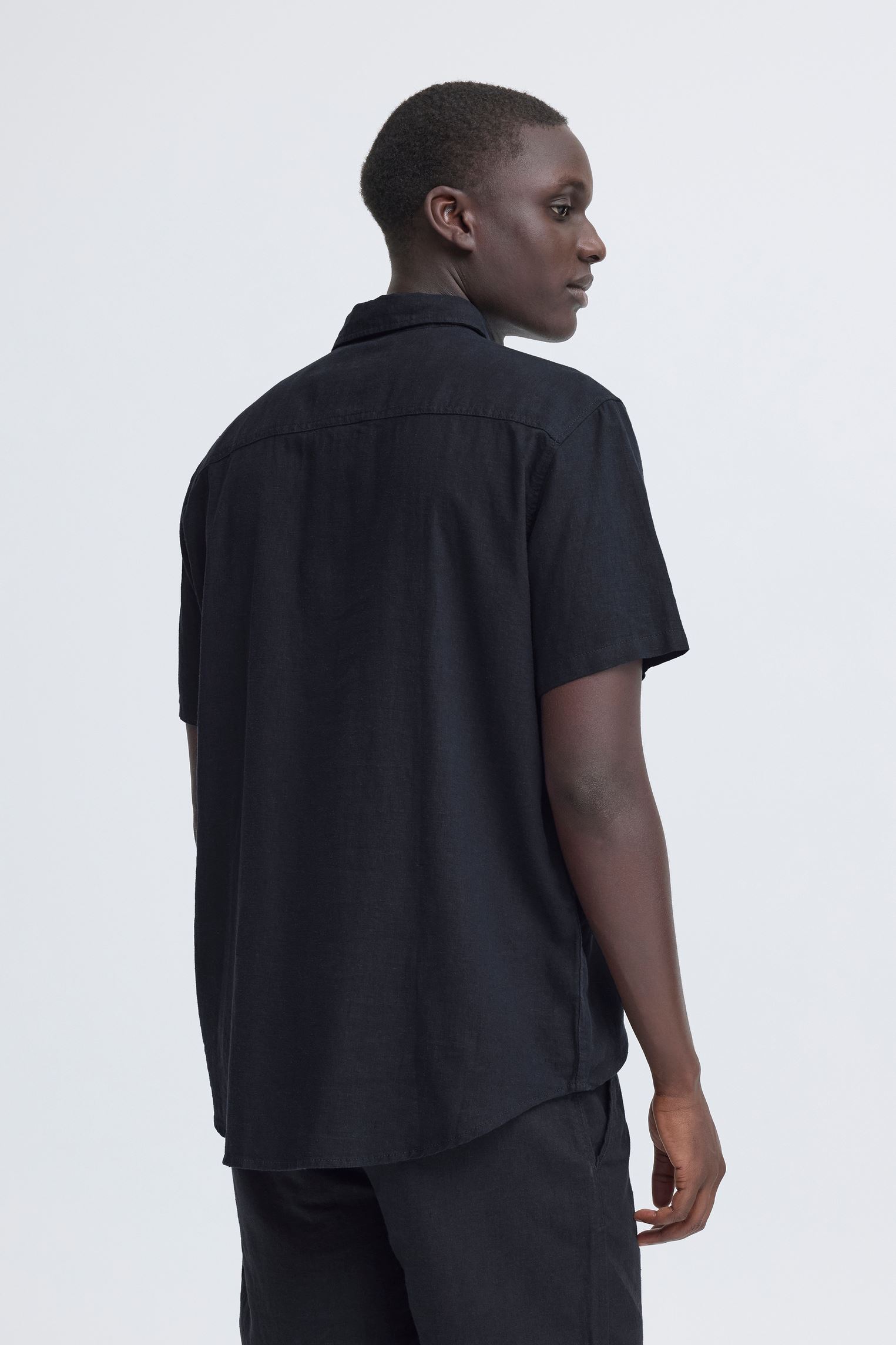 Chemises Bhbobby Linen S/S homme bleu Blend Chemises Bhbobby Linen S/S homme bleu Salute