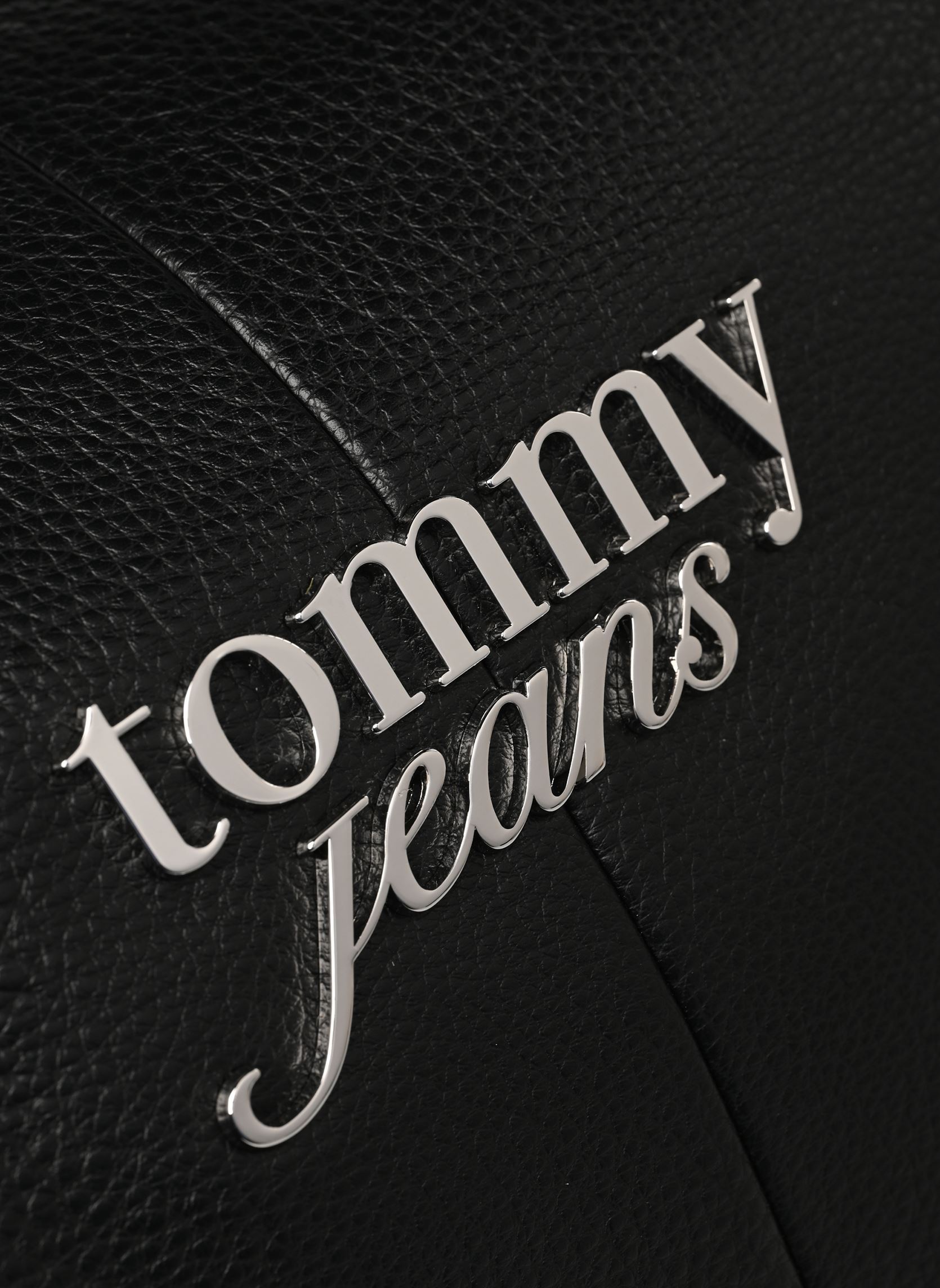 Cabas TJW BOLD EW TOTE femme noir Tommy Hilfiger Cabas TJW BOLD EW TOTE femme noir Black