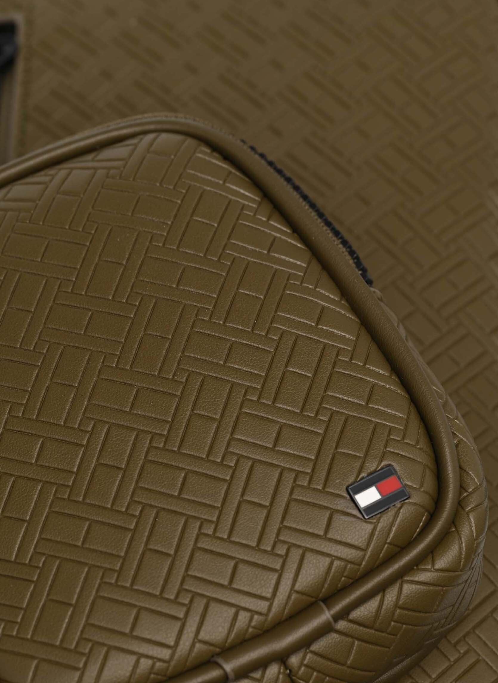 Umhängetaschen TH FOUNDAITON MINI REPORTER herren grün Tommy Hilfiger Umhängetaschen TH FOUNDAITON MINI REPORTER herren grün willow green