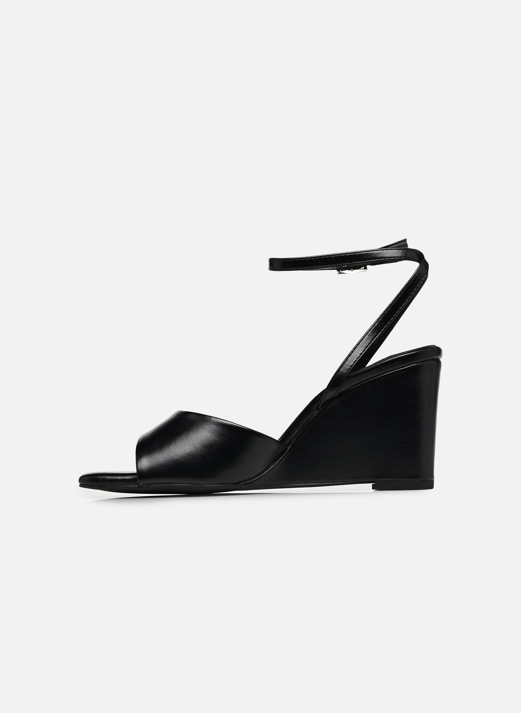 Sandales compensées et plateformes JANELLE femme noir Eram Sandales compensées et plateformes JANELLE femme noir Noir