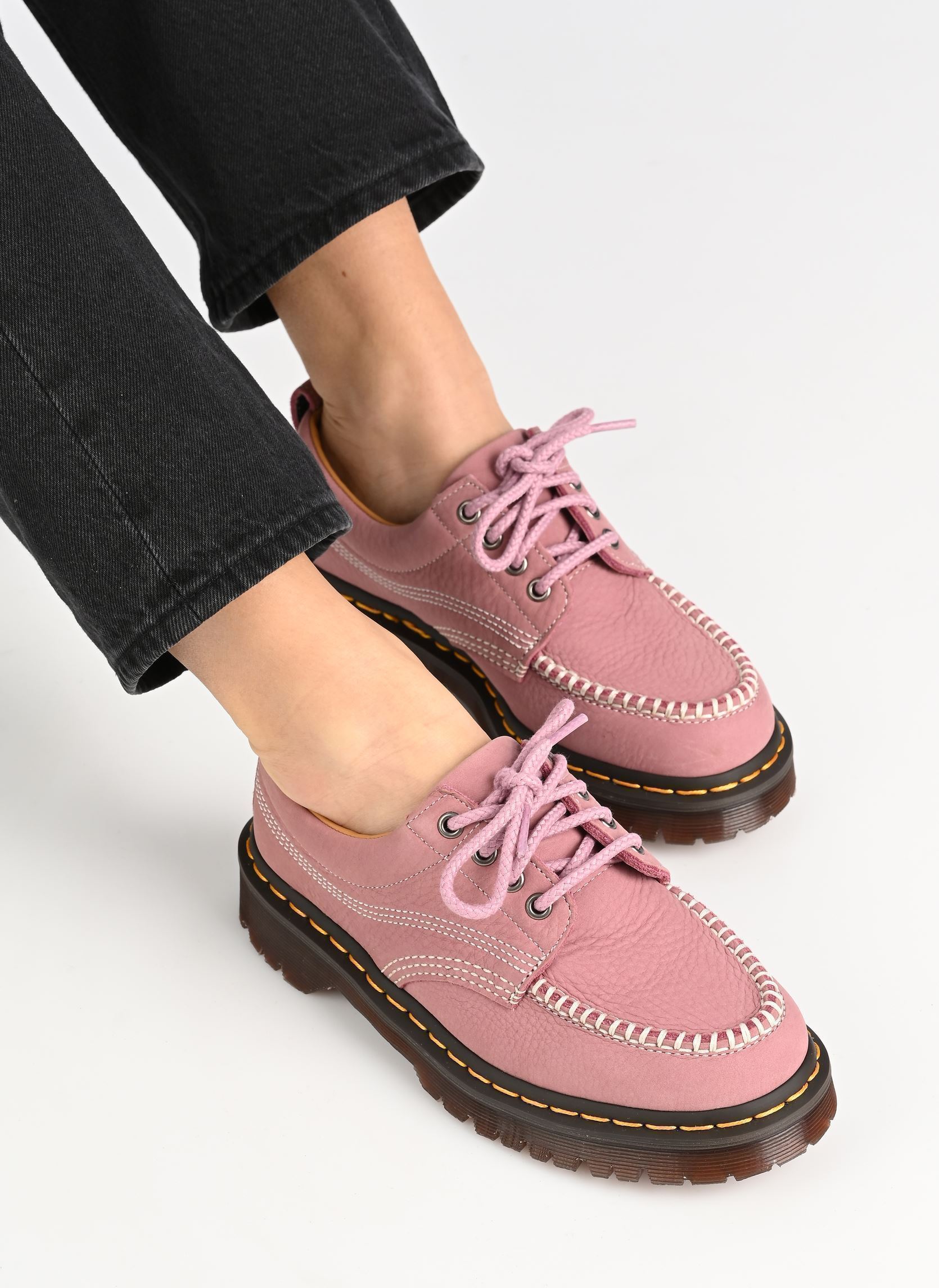 Derbies Lowell femme rose Dr. Martens Derbies Lowell femme rose DUSTY ROSE MILLED NUBUCK WP