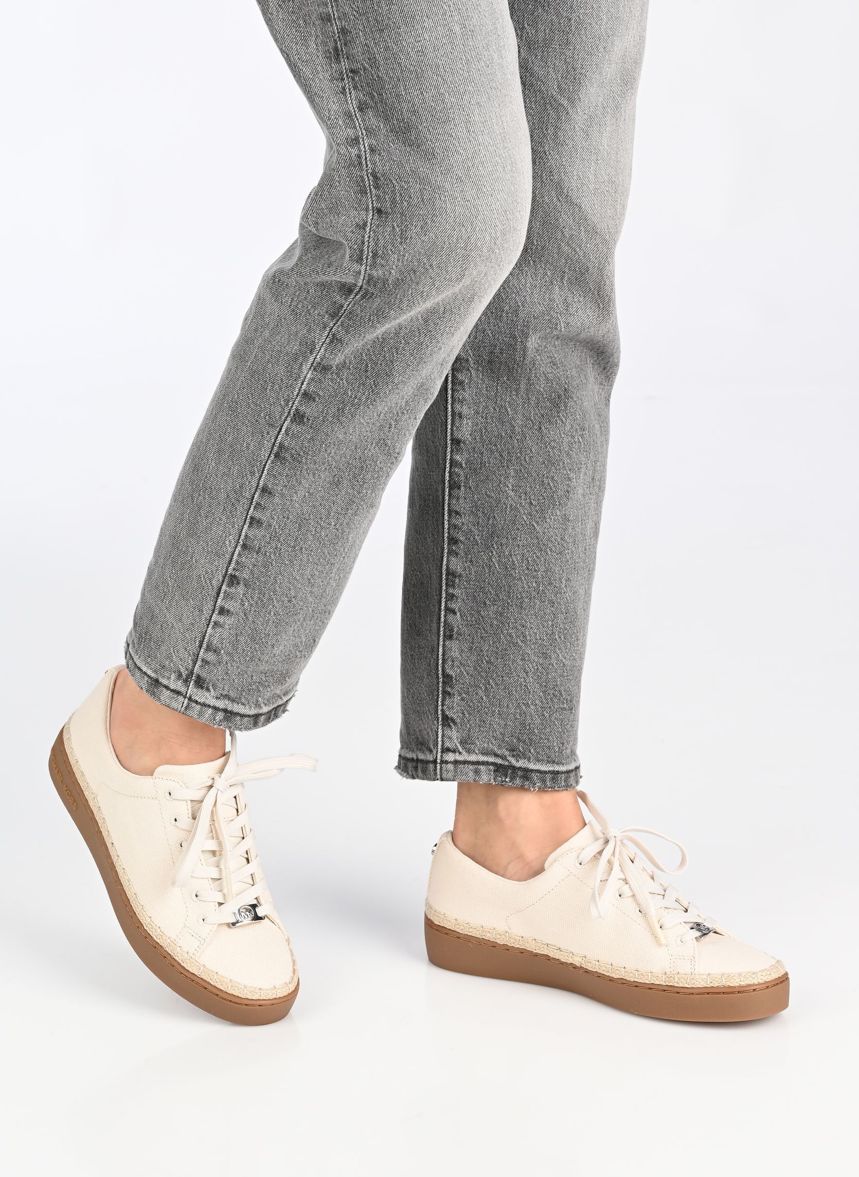 Niedrige Sneaker KEATON LACE UP ESPADRILLE damen weiß Michael Michael Kors Niedrige Sneaker KEATON LACE UP ESPADRILLE damen weiß NATURAL 270