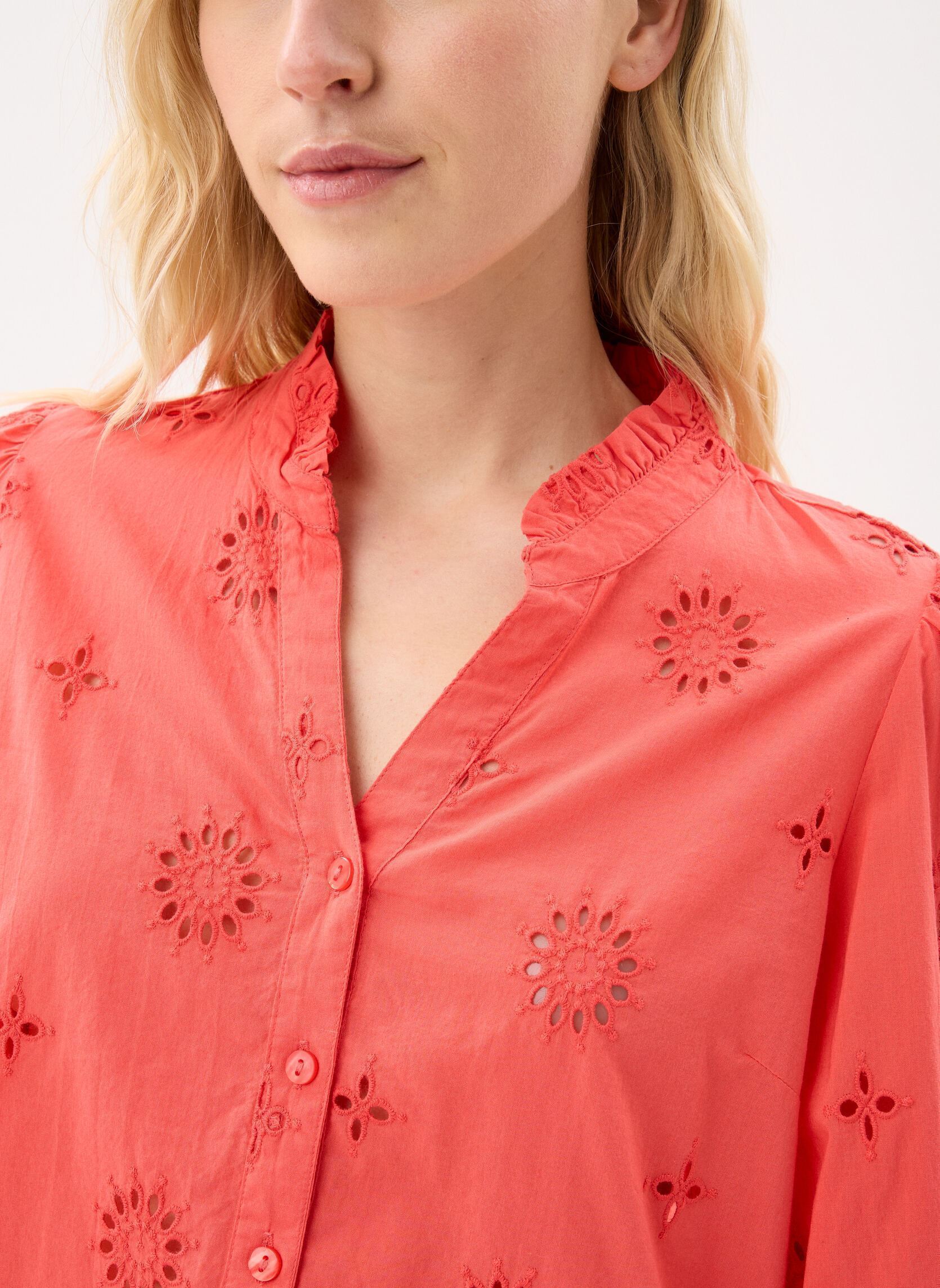 Hemden 706686-2707 dames wit Nümph Hemden 706686-2707 dames wit CAYENNE