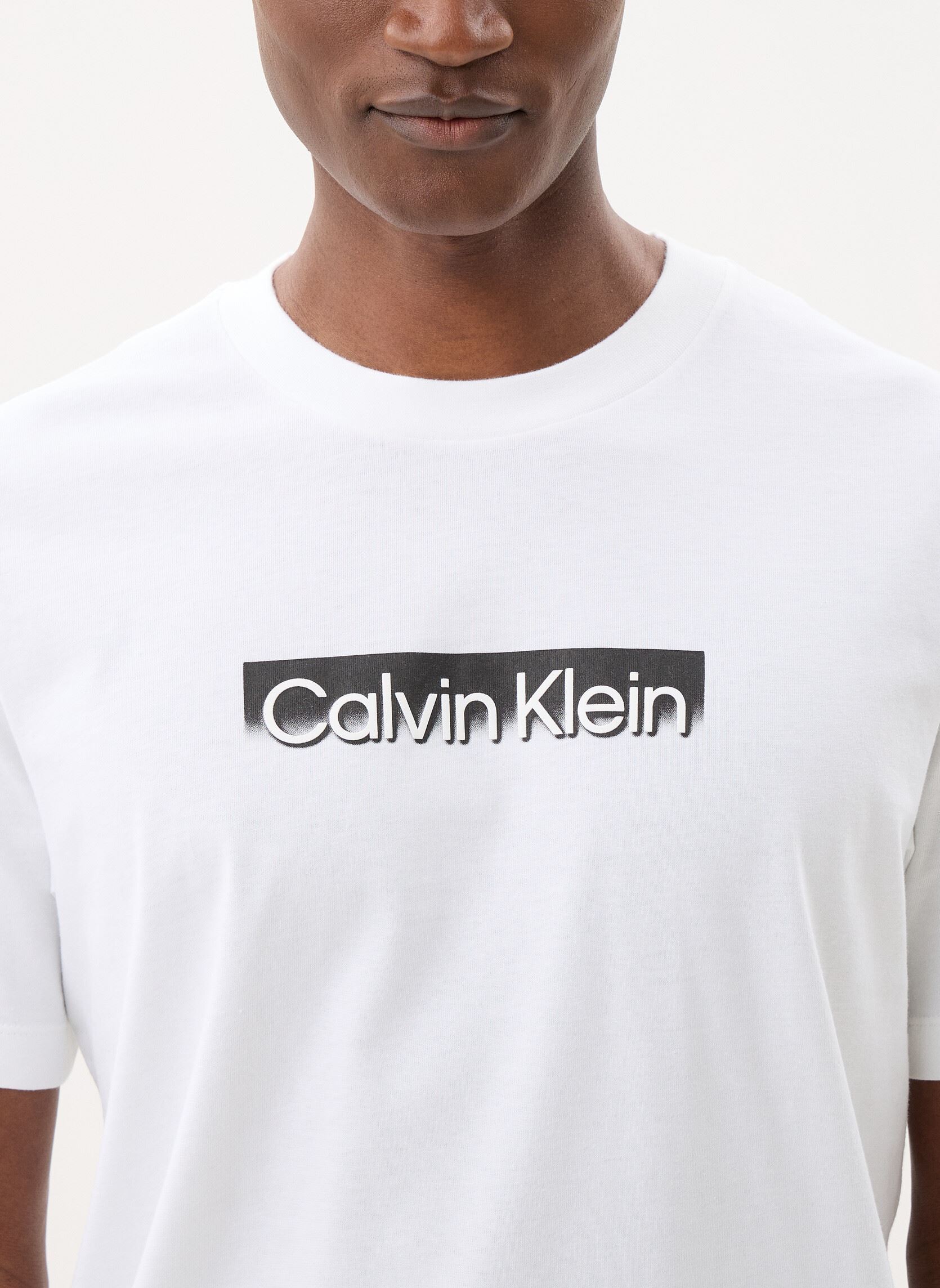 T-shirts met korte mouwen 20S Eu Wholesale Spo LV04LF812 heren wit Calvin Klein T-shirts met korte mouwen 20S Eu Wholesale Spo LV04LF812 heren wit BRIGHT WHITE