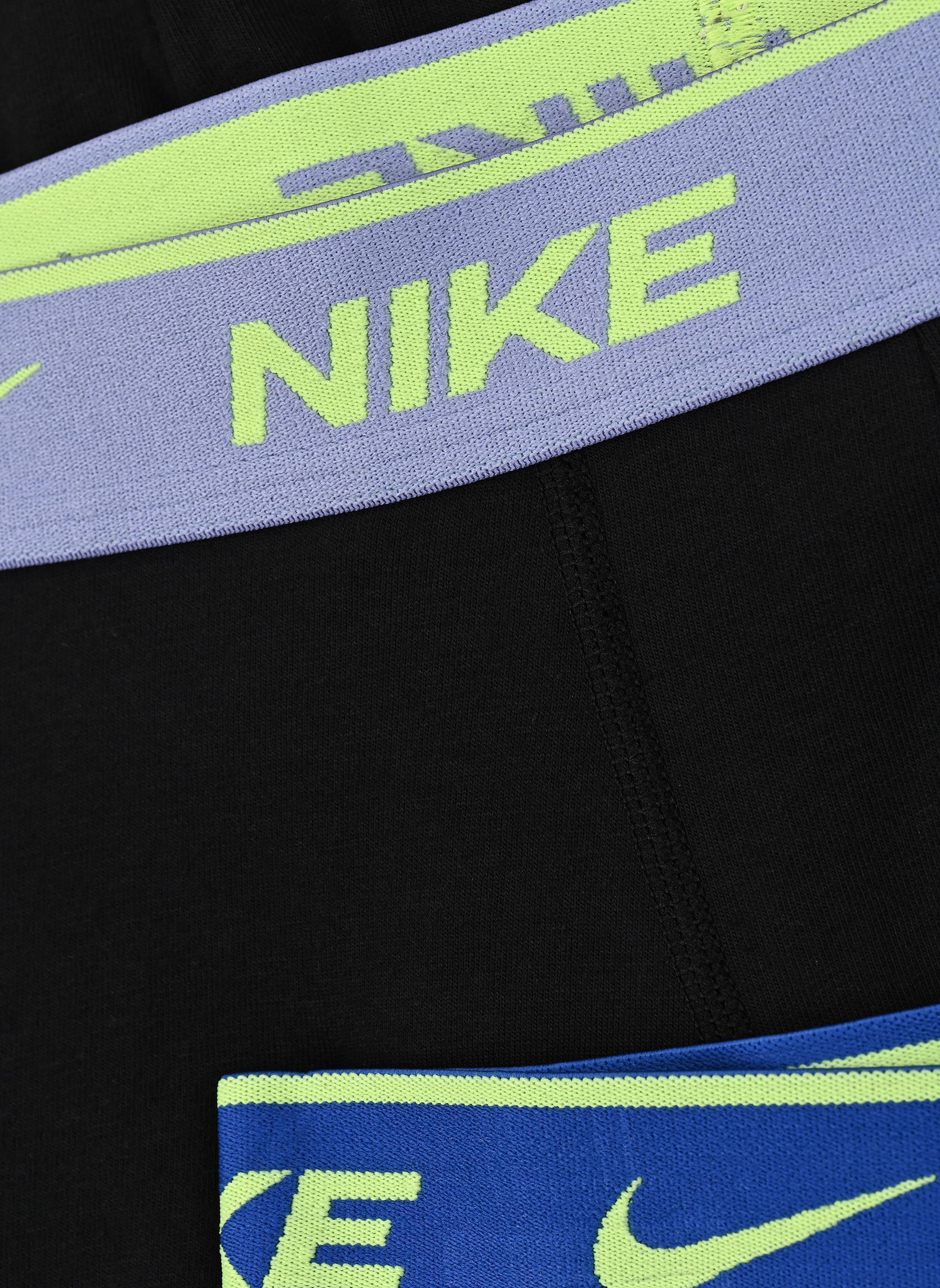 Sous-vêtements de sport Lot de 3 boxers Trunk en coton NQ00KE128 homme noir Nike Underwear Sous-vêtements de sport Lot de 3 boxers Trunk en coton NQ00KE128 homme noir BLCK-LHT TLE/GAME ROYAL/VOLT I