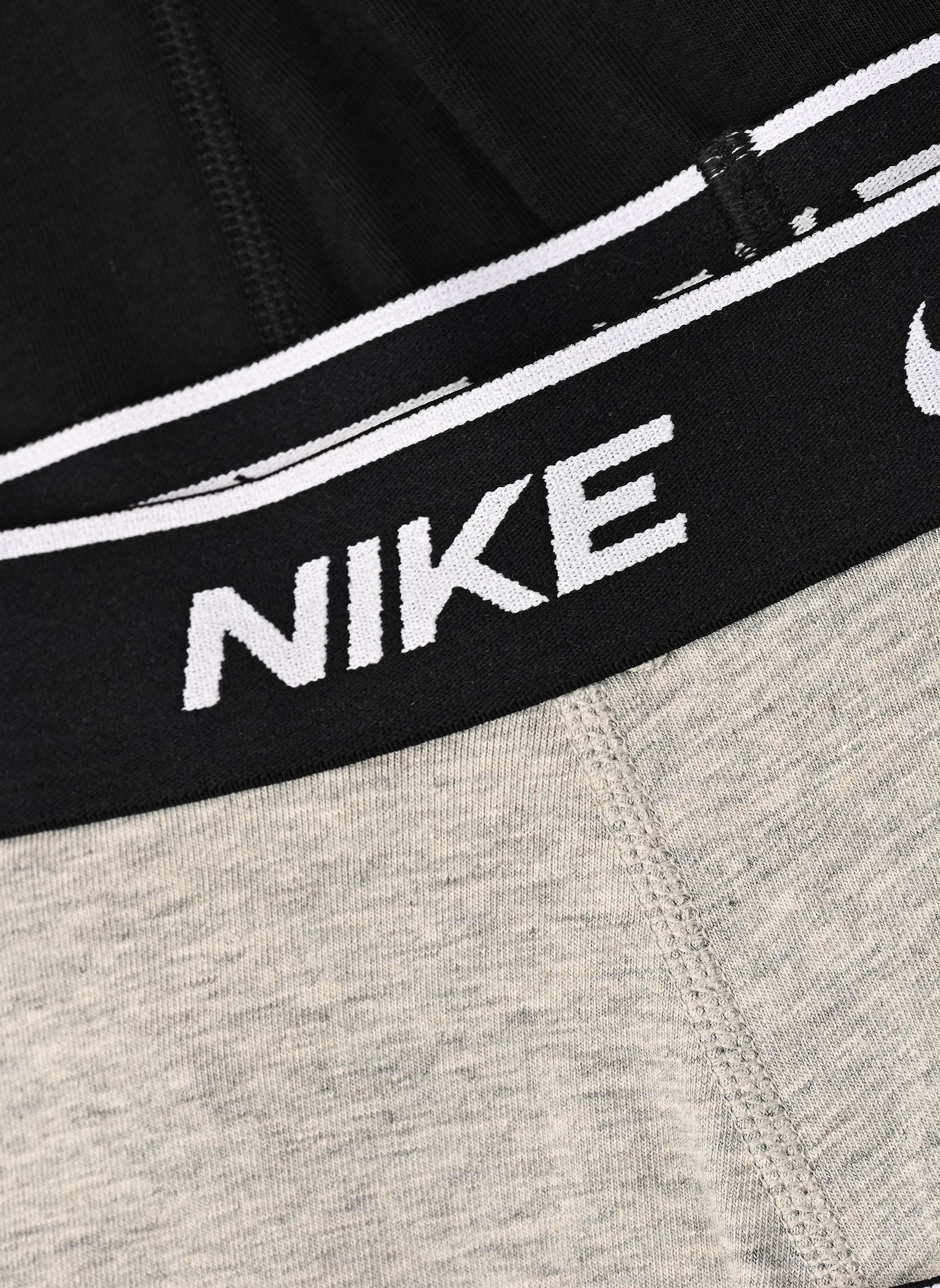 Sous-vêtements de sport Lot de 3 boxers Trunk en coton NQ00KE128 homme blanc Nike Underwear Sous-vêtements de sport Lot de 3 boxers Trunk en coton NQ00KE128 homme blanc WHITE/GREY HEATHER/BLACK