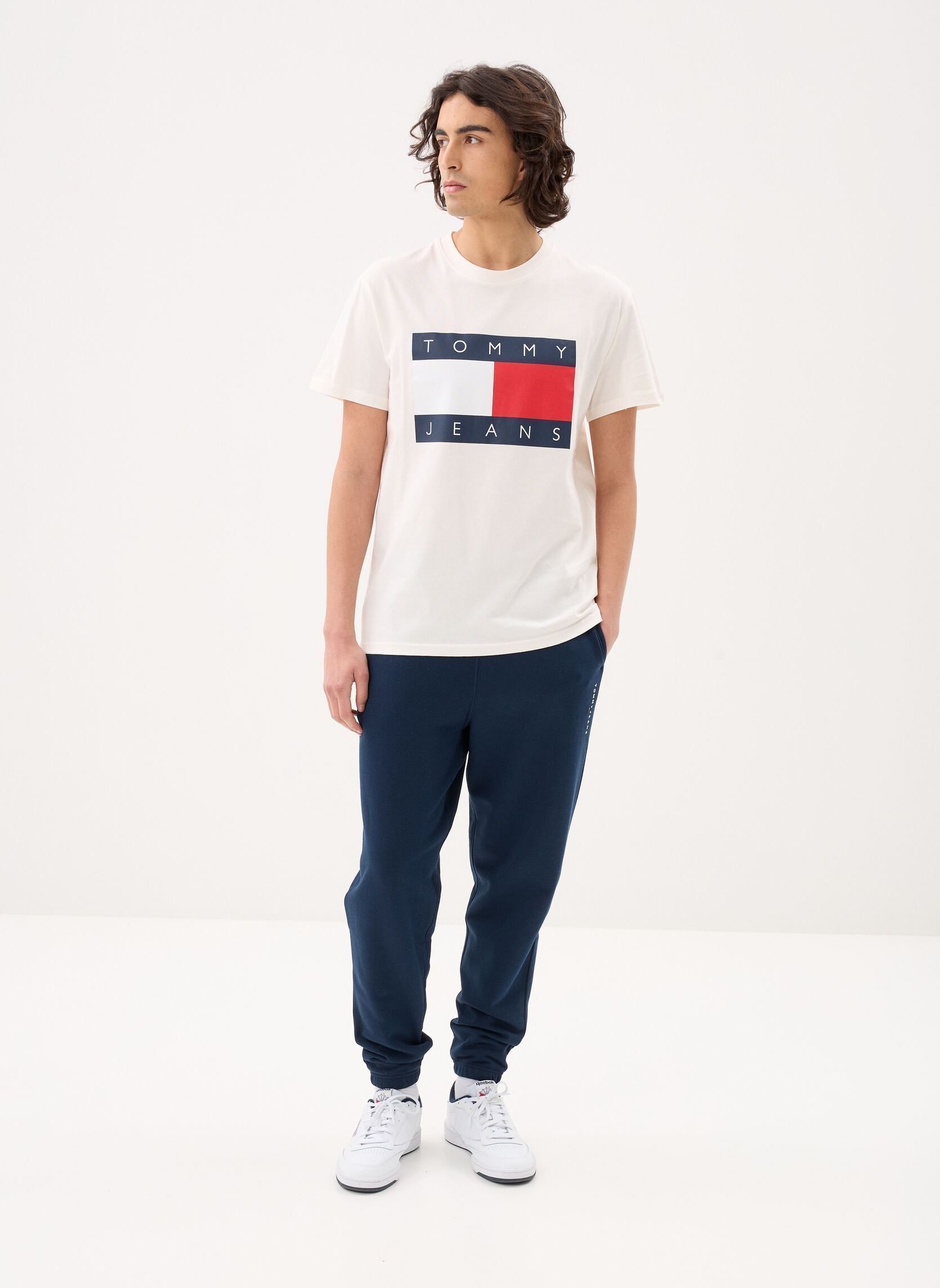 Tee-shirts Tjm Reg Big Flag Ss DM0DM22645 homme blanc Tommy Jeans Tee-shirts Tjm Reg Big Flag Ss DM0DM22645 homme blanc ANCIENT WHITE
