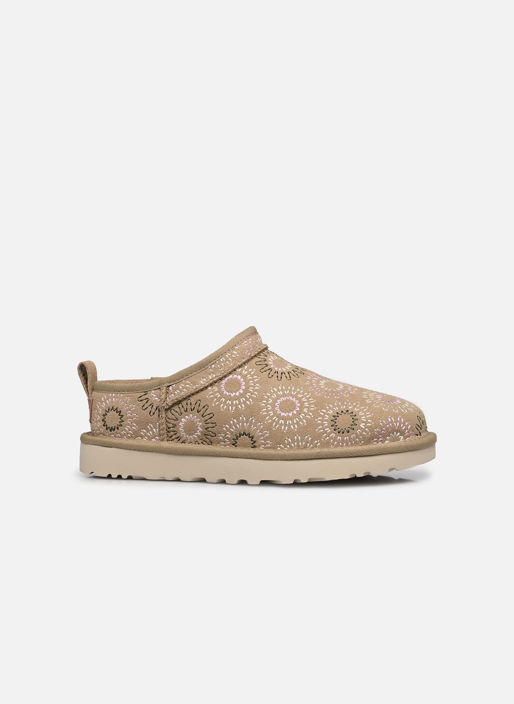 Bottines basses W Classic Micro Sun Stitch femme beige UGG Bottines basses W Classic Micro Sun Stitch femme beige MUSTARD SEED