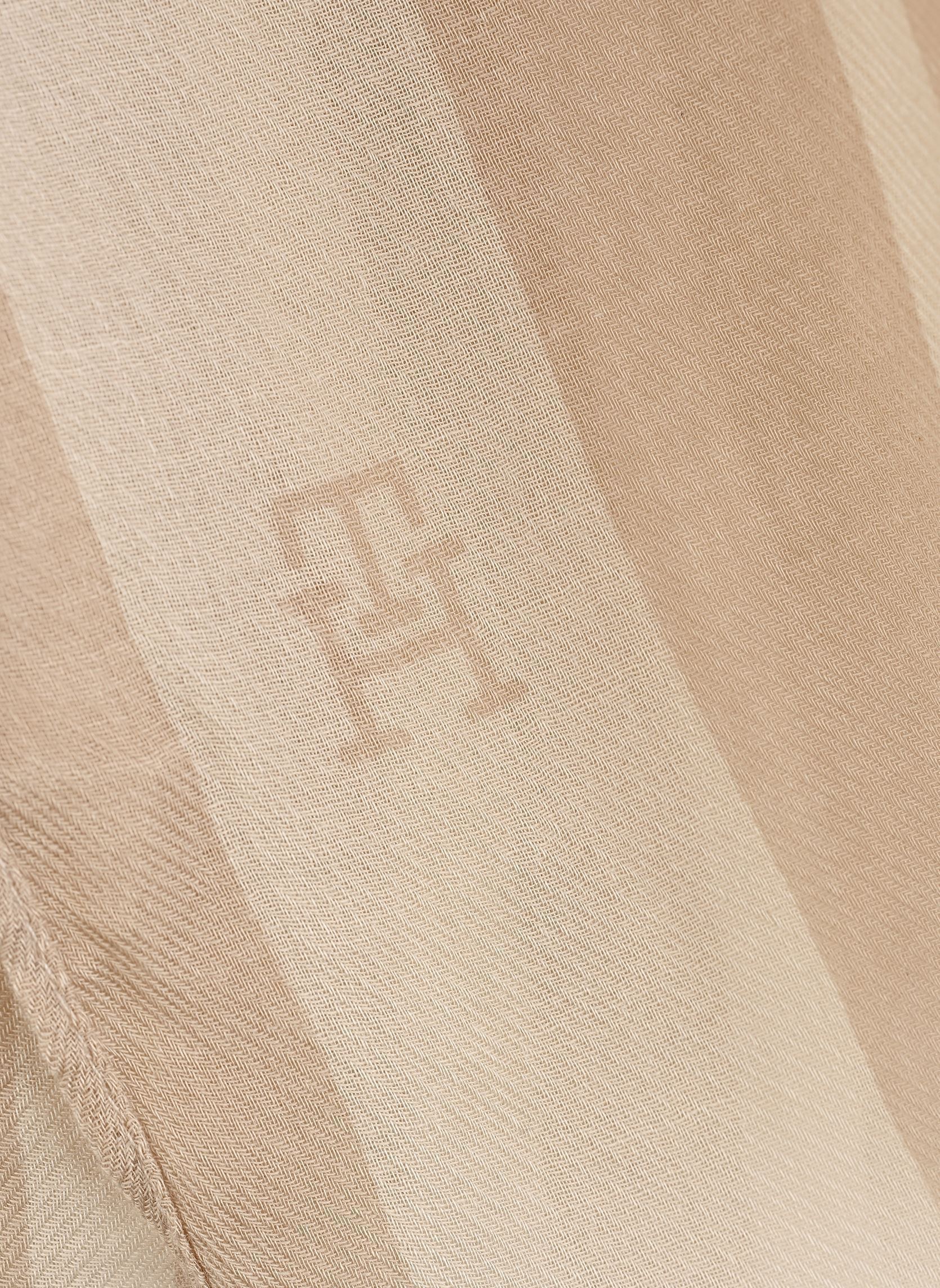 Foulards Th Elevated Chic Sca femme beige Tommy Hilfiger Foulards Th Elevated Chic Sca femme beige CLASSIC BEIGE