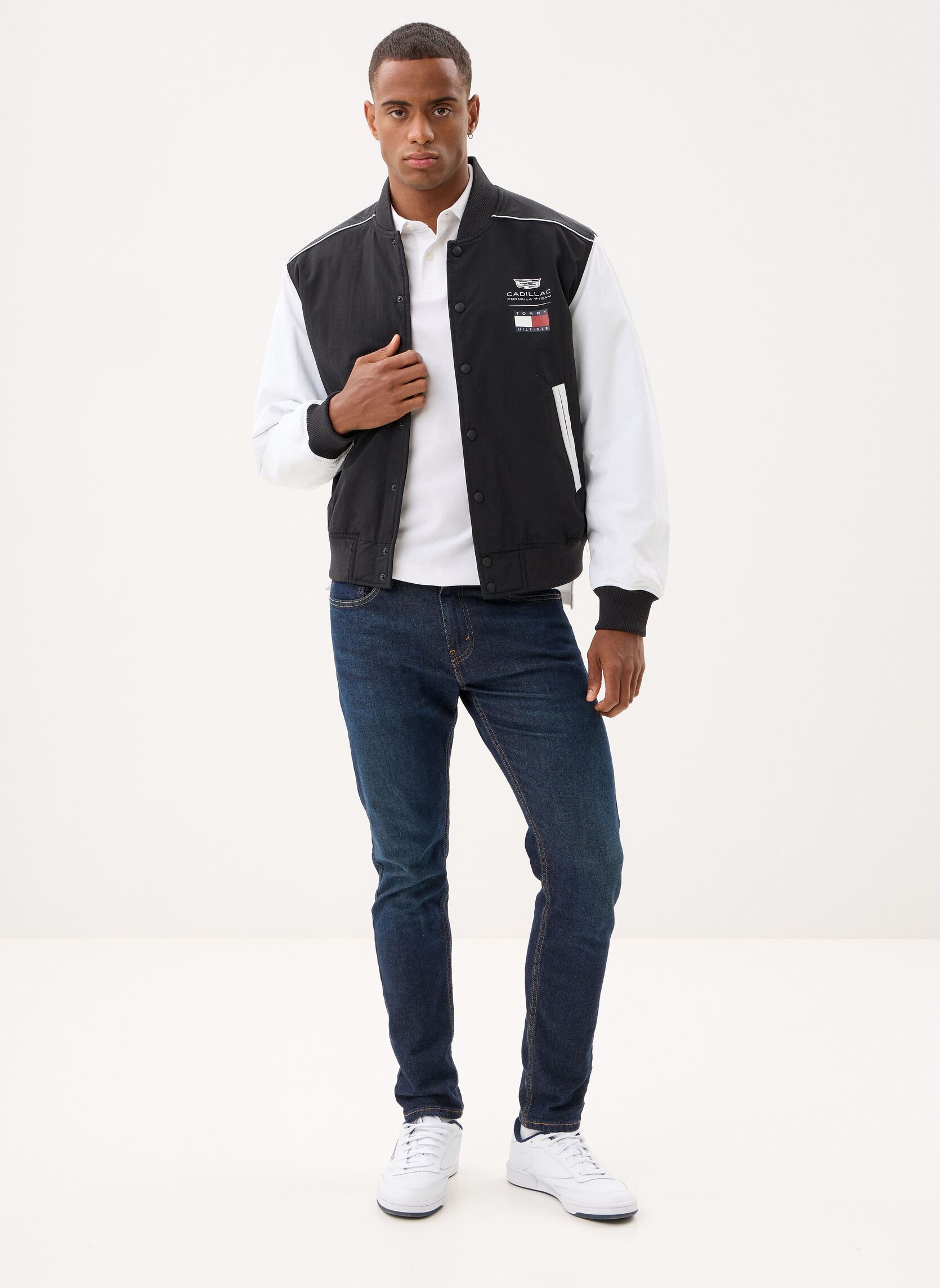 Bomberjacken Th X Cf1 Script Vars schwarz Tommy Hilfiger Bomberjacken Th X Cf1 Script Vars schwarz BLACK / WHITE