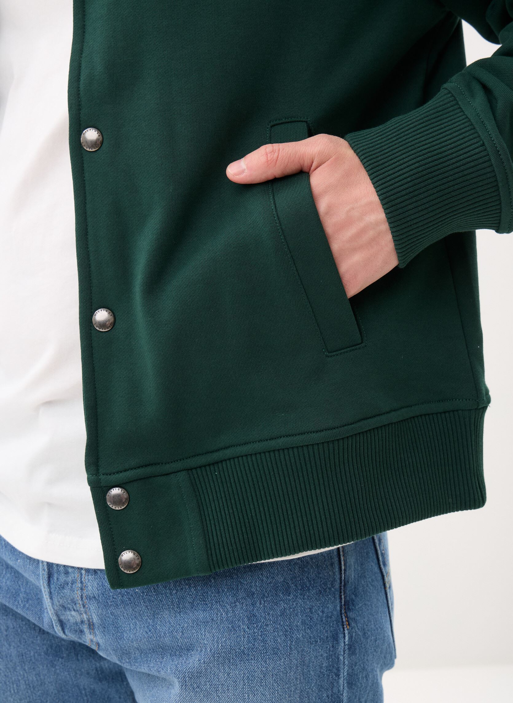 Vestes Essential Terry Bomb homme vert Tommy Hilfiger Vestes Essential Terry Bomb homme vert NOCTURNAL GREEN